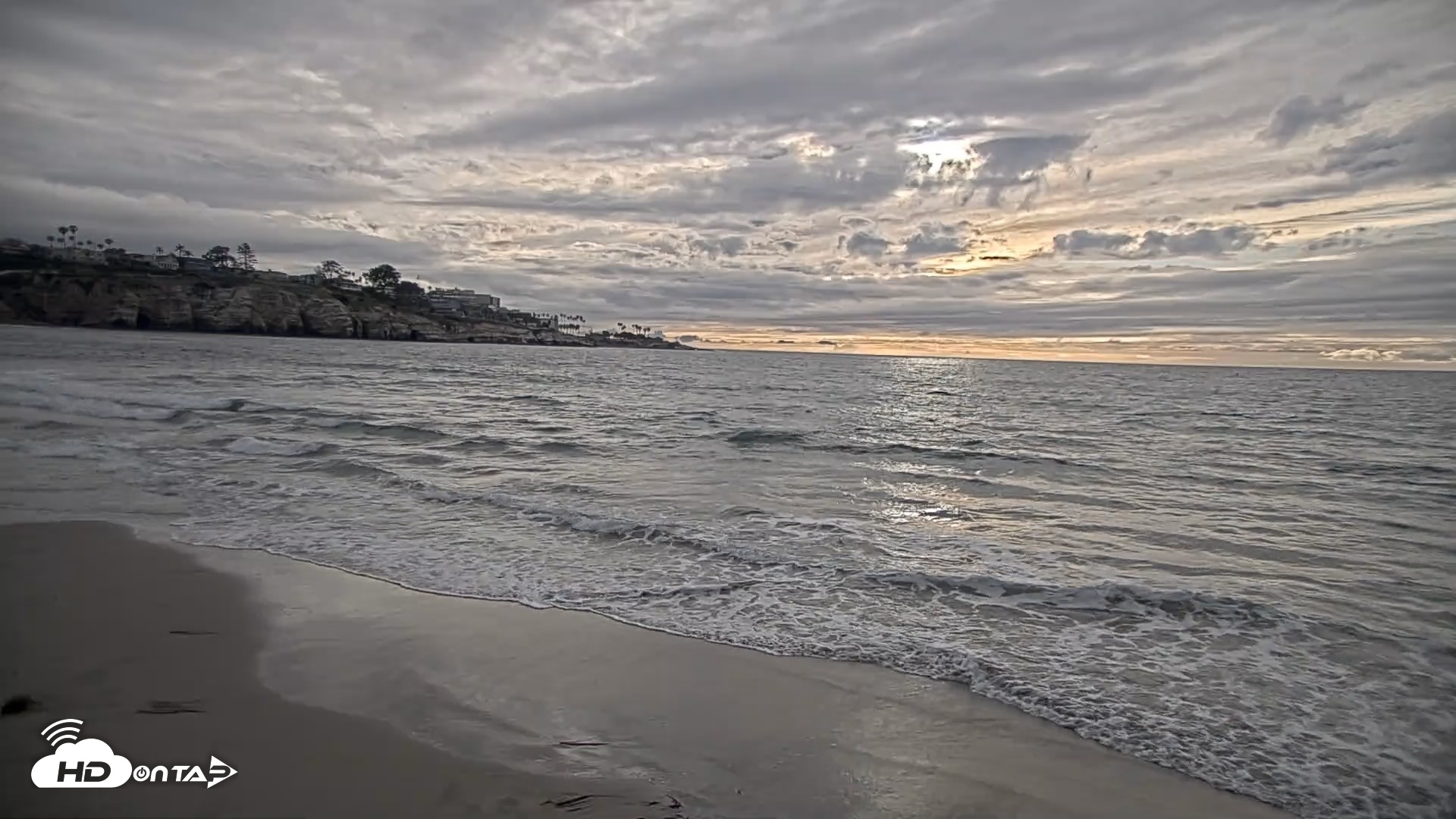 Snapshot of La Jolla Shores Live Surf Cam taken Apr 12, 2026, 6:23pm PDT