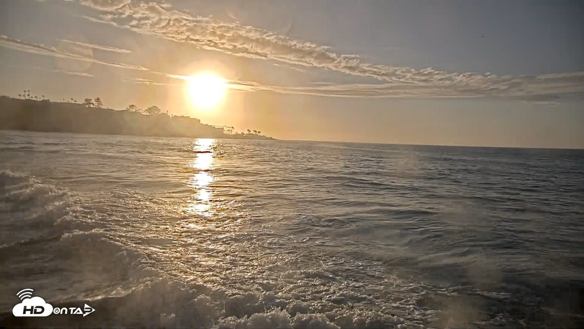 Snapshot of La Jolla Shores Live Surf Cam taken Oct 20, 2026, 5:38pm PDT