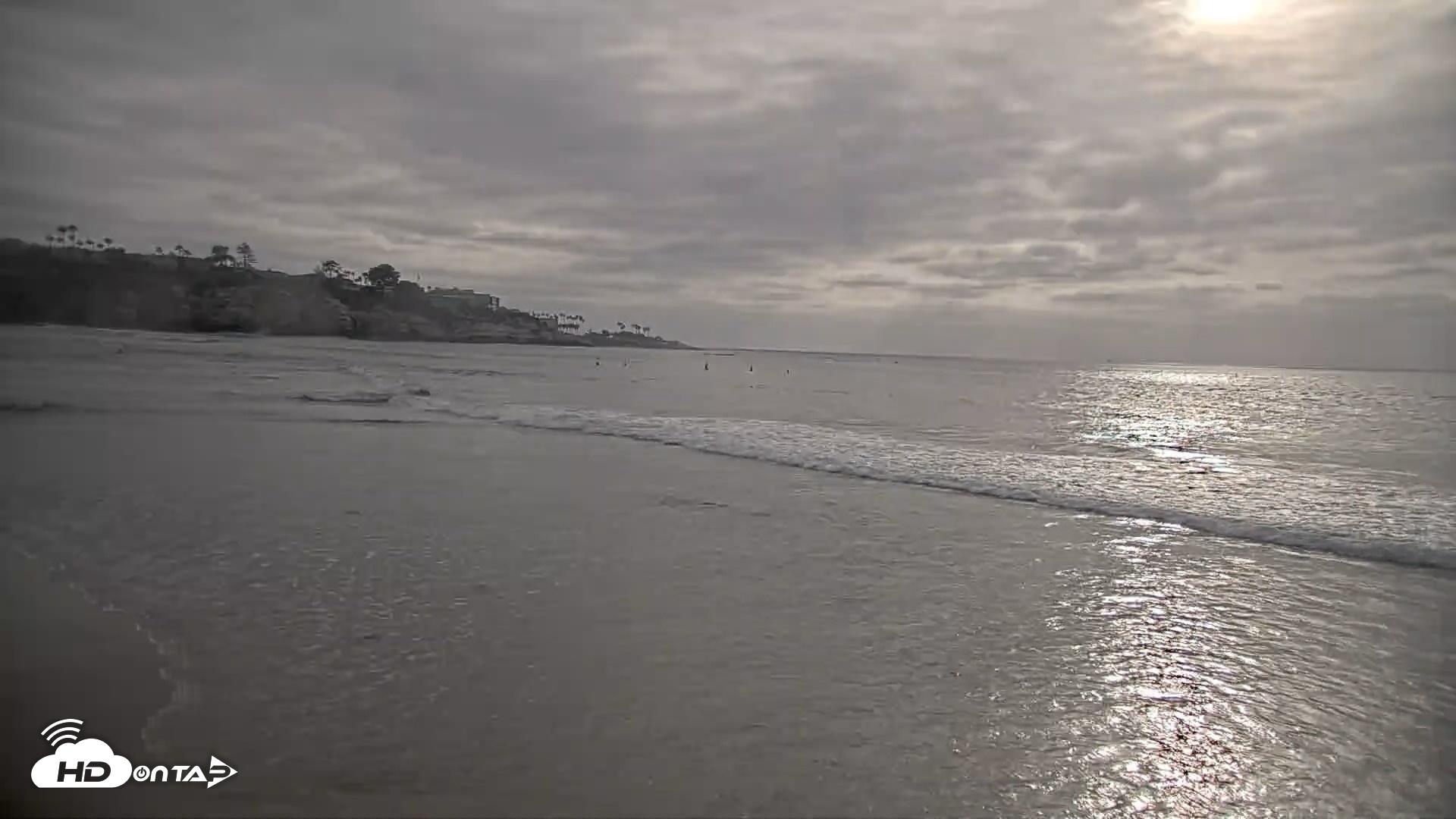 Snapshot of La Jolla Shores Live Surf Cam taken Jun 6, 2026, 6:22pm PDT