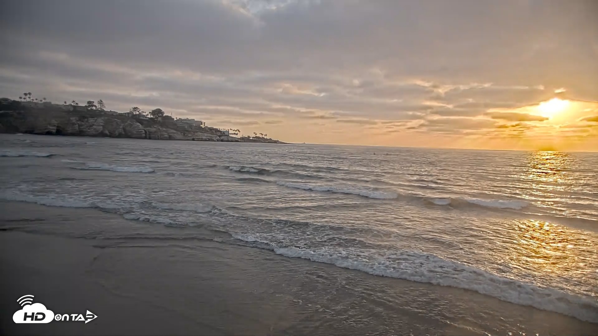 Snapshot of La Jolla Shores Live Surf Cam taken May 22, 2026, 7:18pm PDT