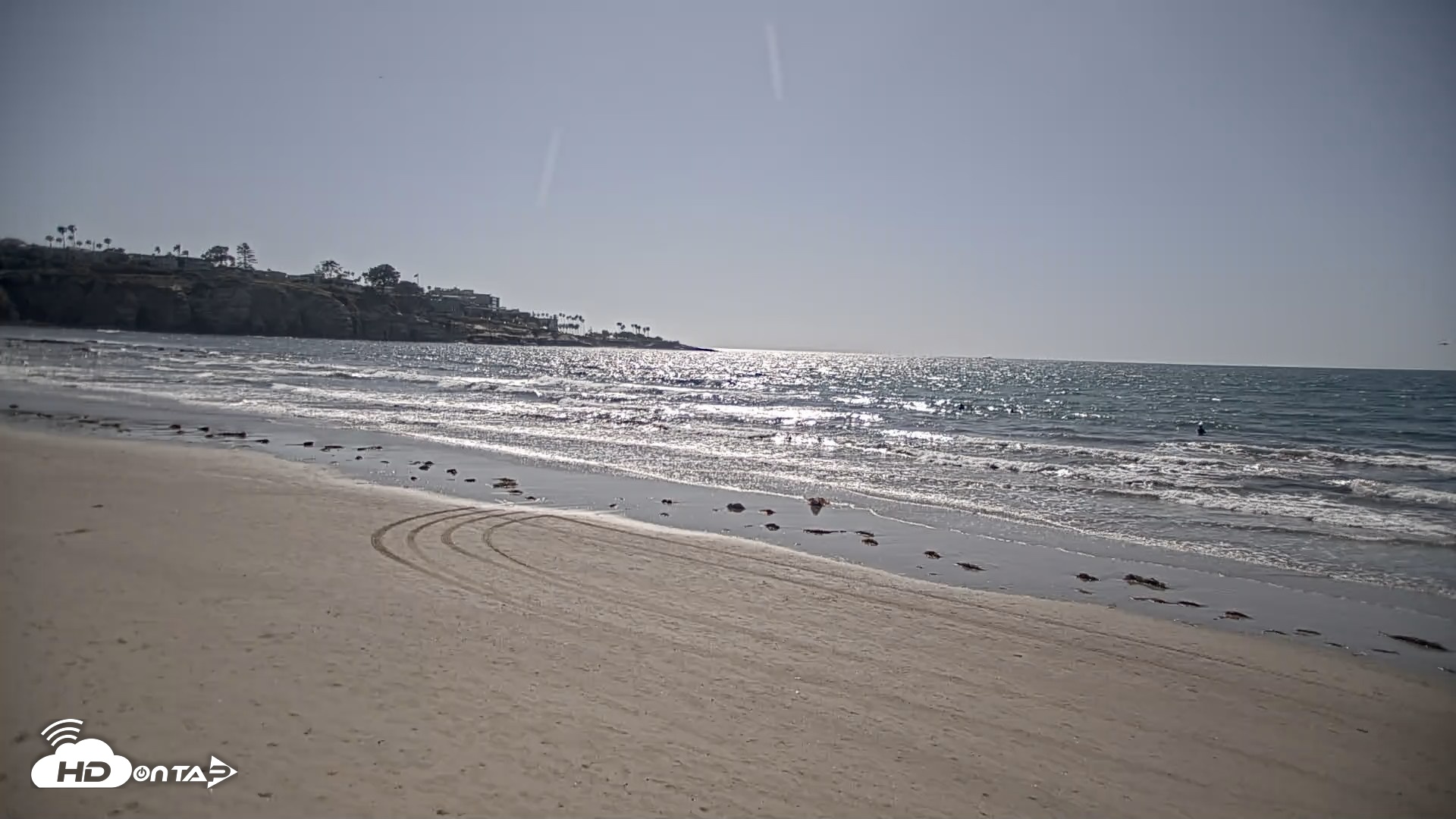Snapshot of La Jolla Shores Live Surf Cam taken Apr 28, 2026, 4:11pm PDT