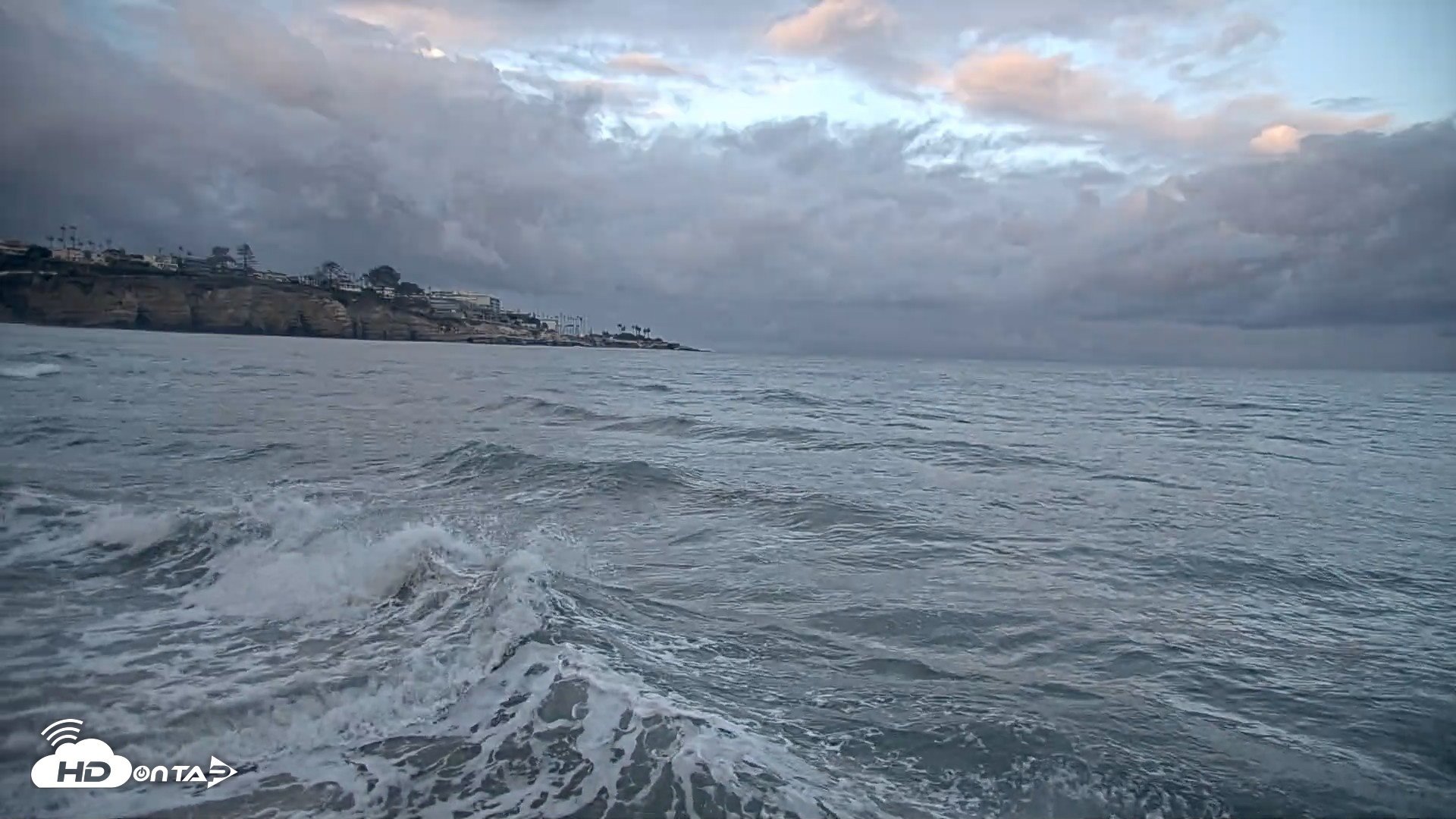 Snapshot of La Jolla Shores Live Surf Cam taken Oct 23, 2026, 7:13am PDT
