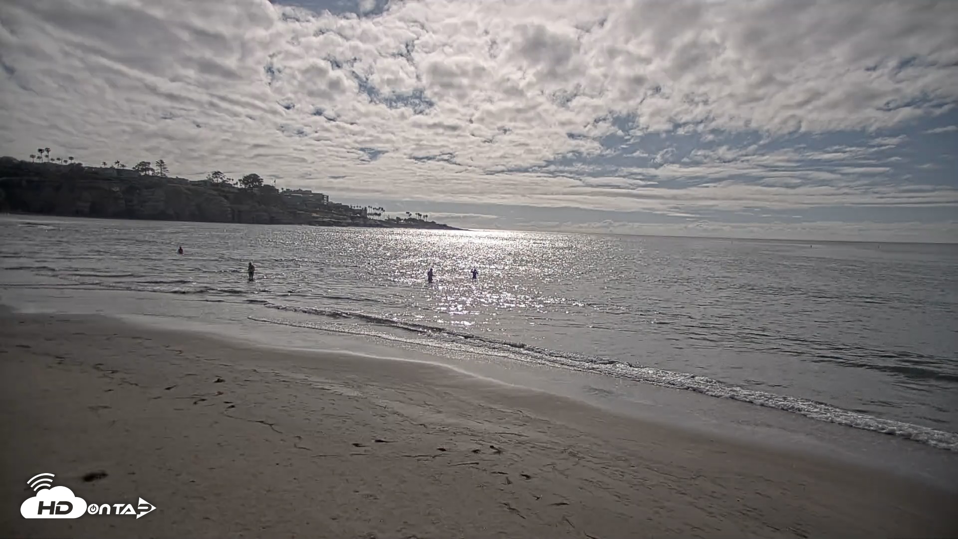 Snapshot of La Jolla Shores Live Surf Cam taken Apr 21, 2026, 4:36pm PDT