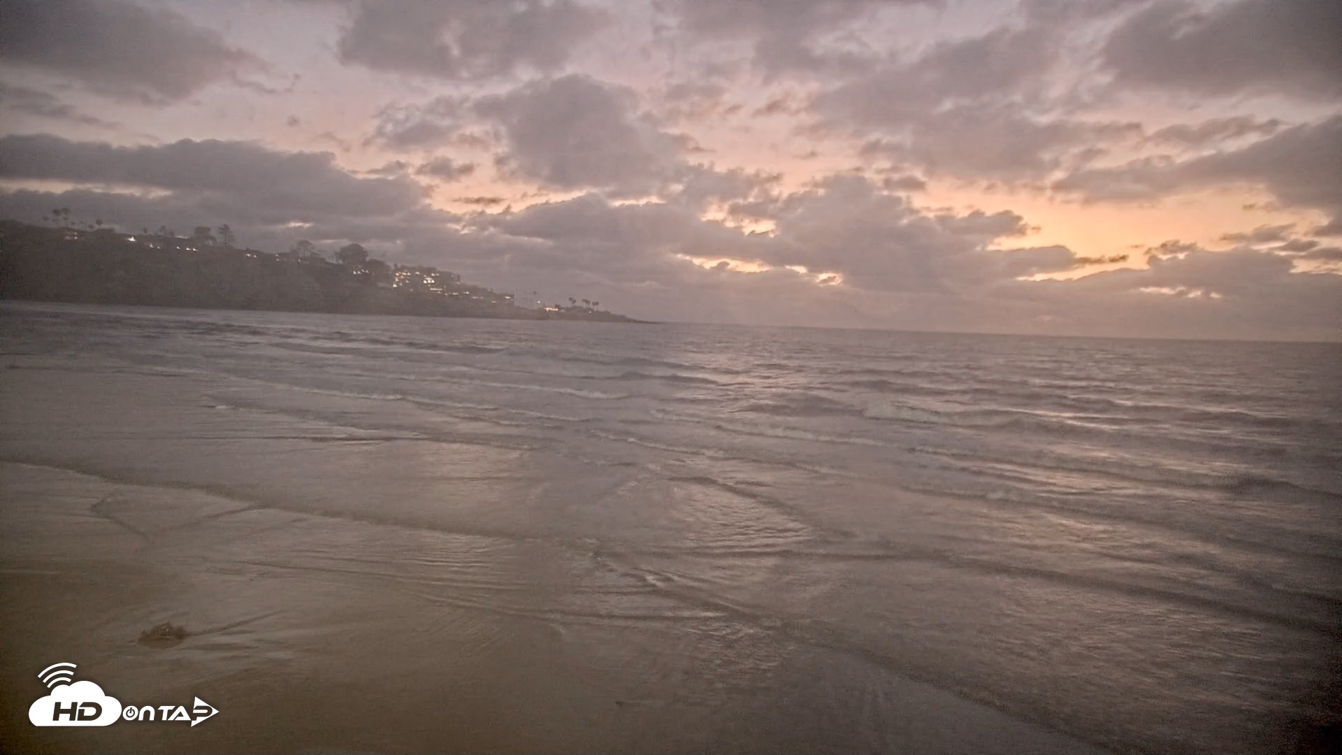 Snapshot of La Jolla Shores Live Surf Cam taken Sep 18, 2026, 7:16pm PDT