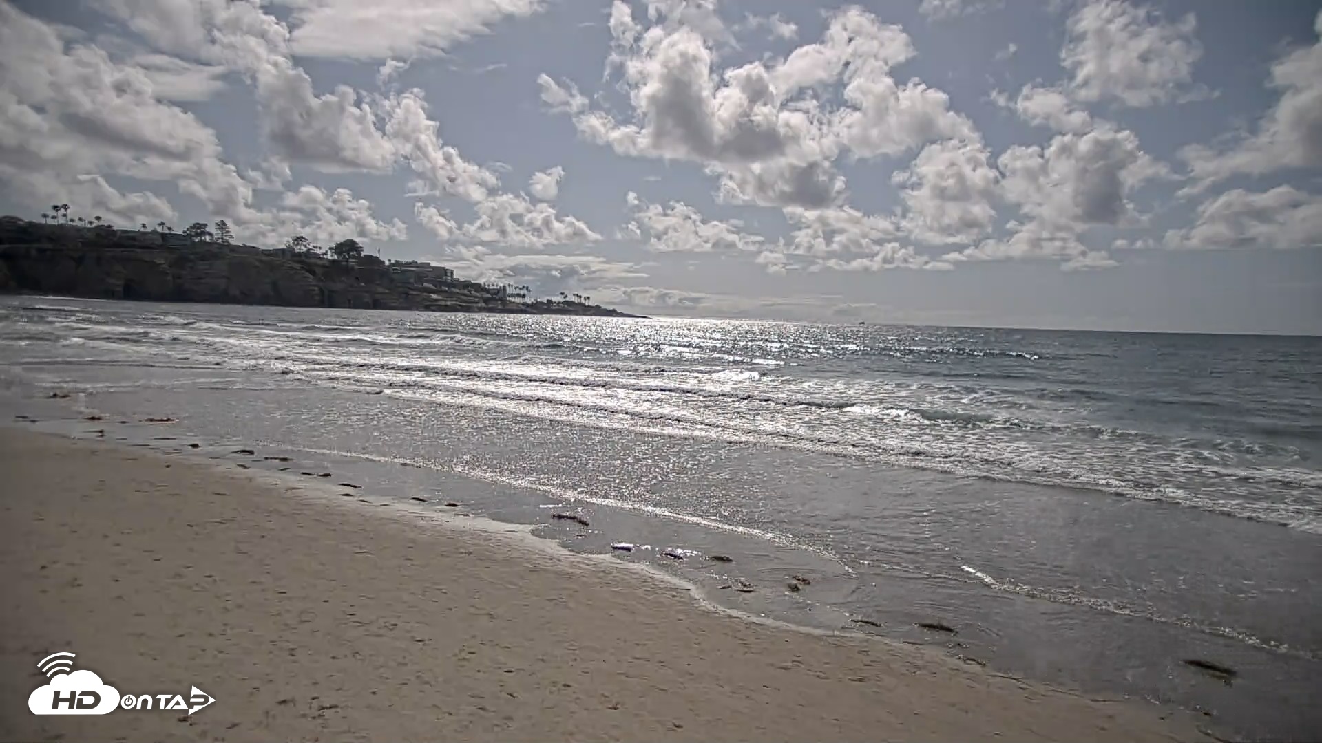 Snapshot of La Jolla Shores Live Surf Cam taken Apr 26, 2026, 4:20pm PDT