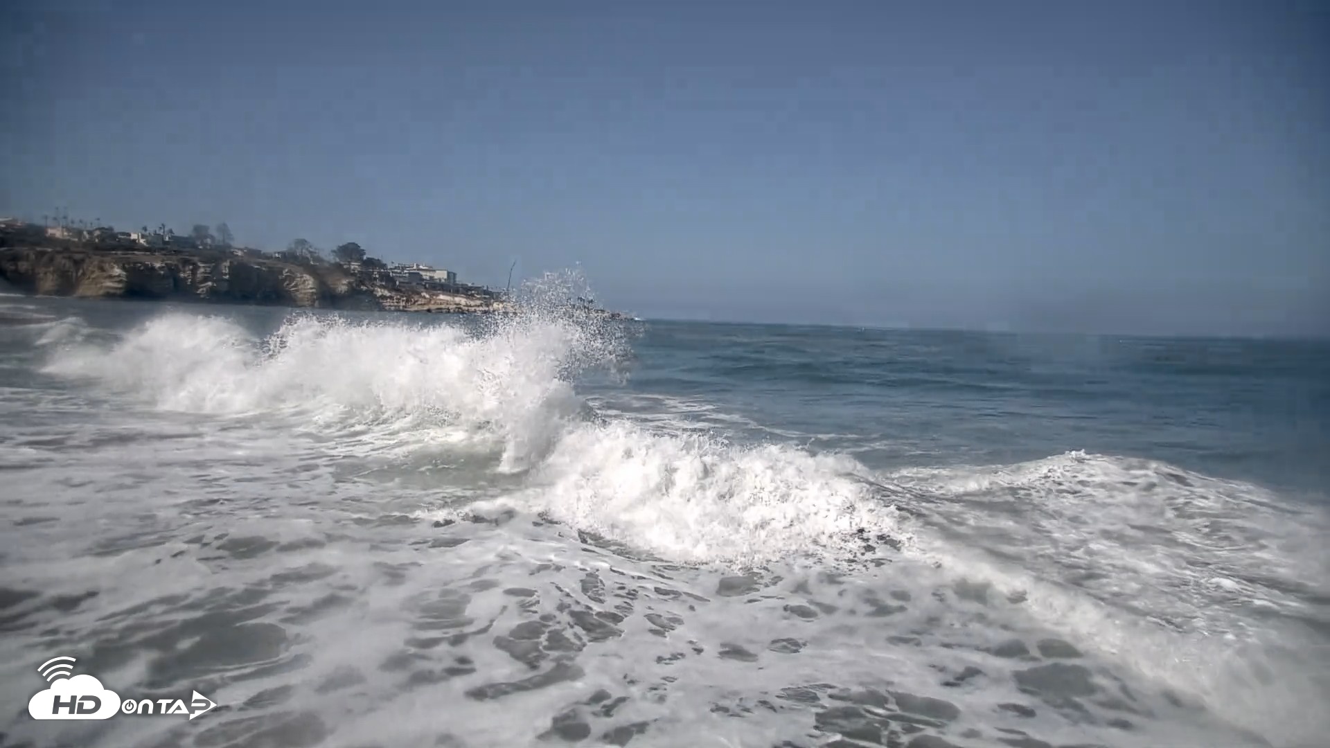 Snapshot of La Jolla Shores Live Surf Cam taken Sep 29, 2026, 10:46am PDT