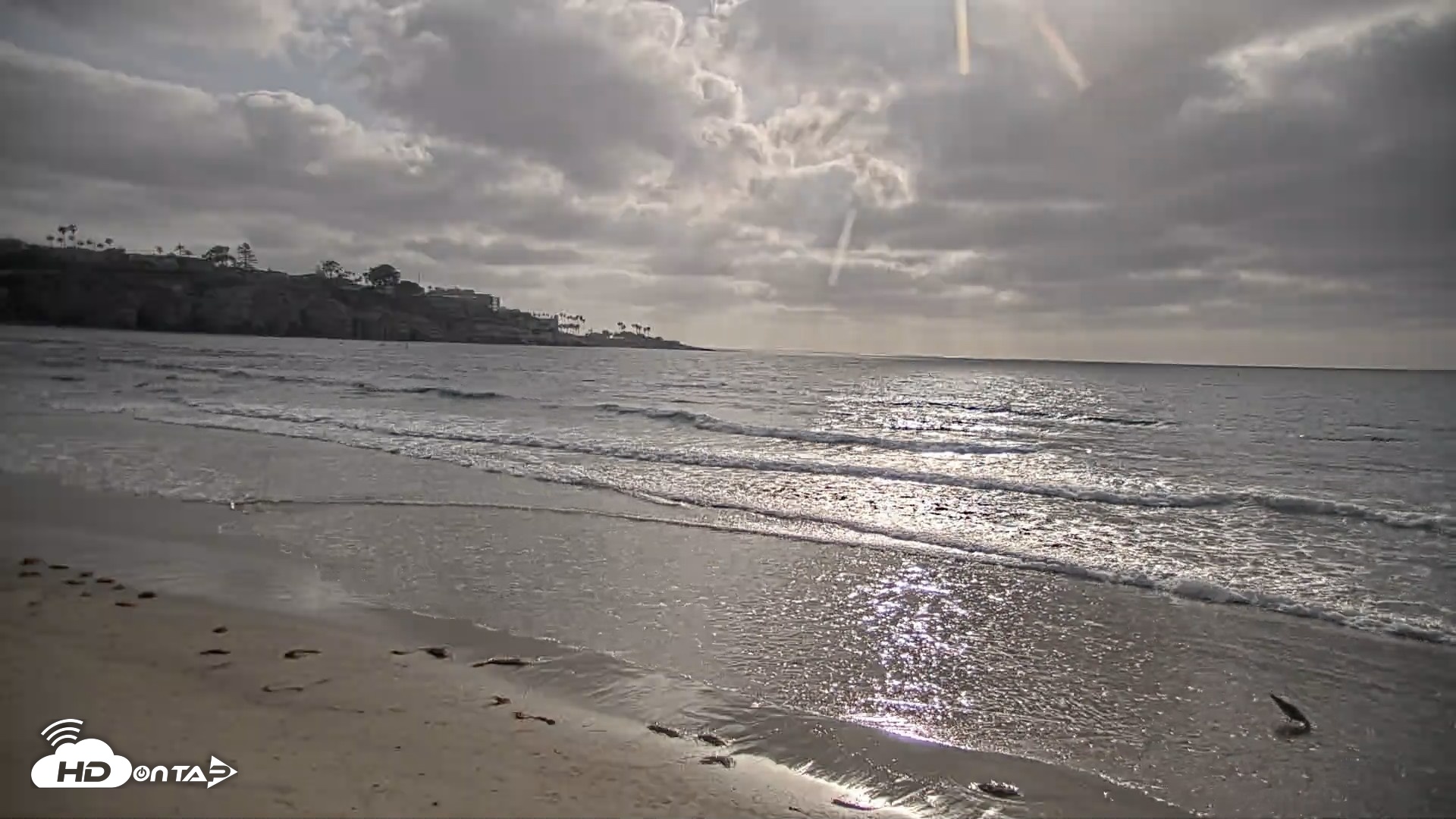 Snapshot of La Jolla Shores Live Surf Cam taken Apr 30, 2026, 5:42pm PDT