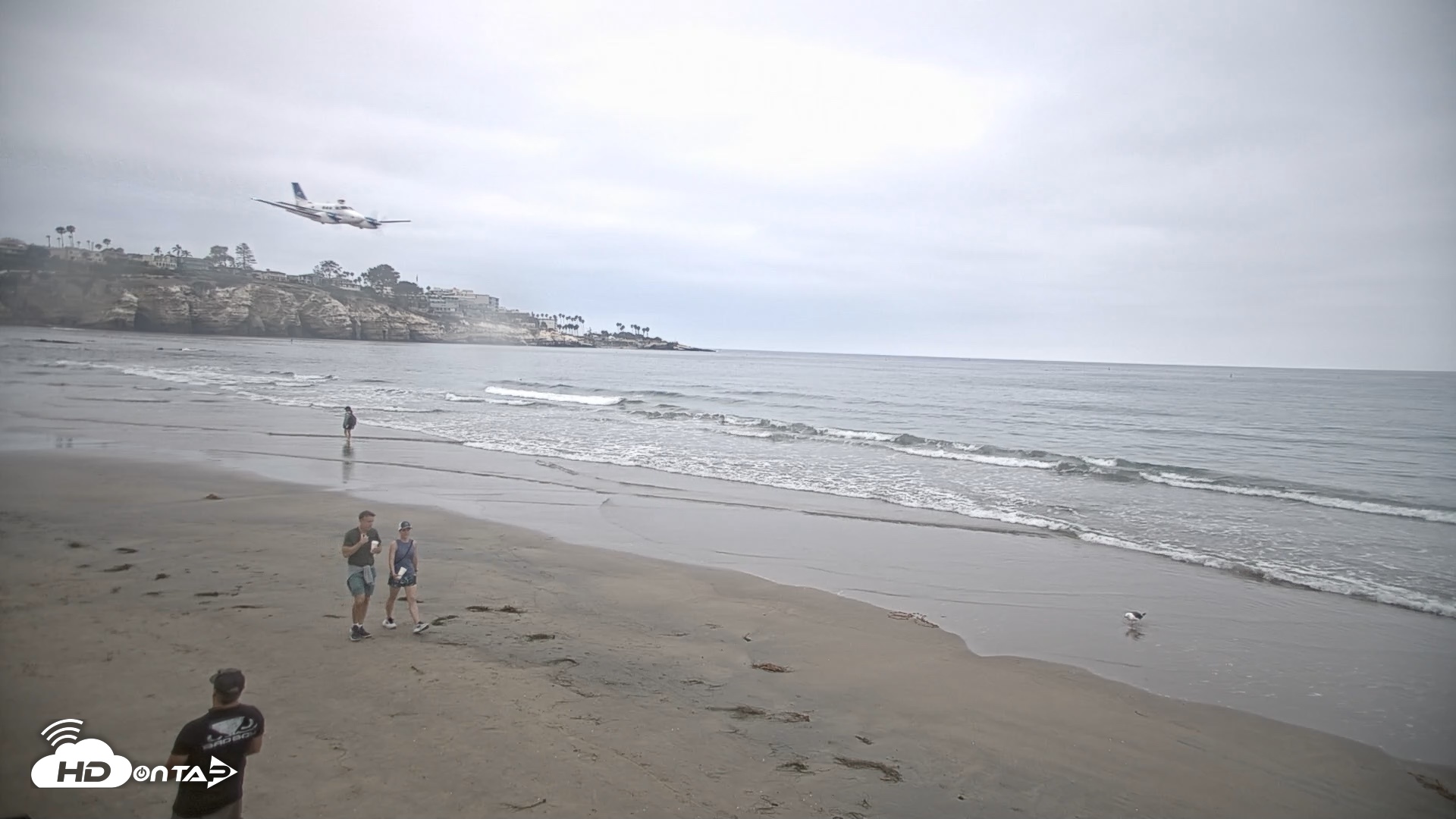 Snapshot of La Jolla Shores Live Surf Cam taken Aug 6, 2026, 7:19am PDT