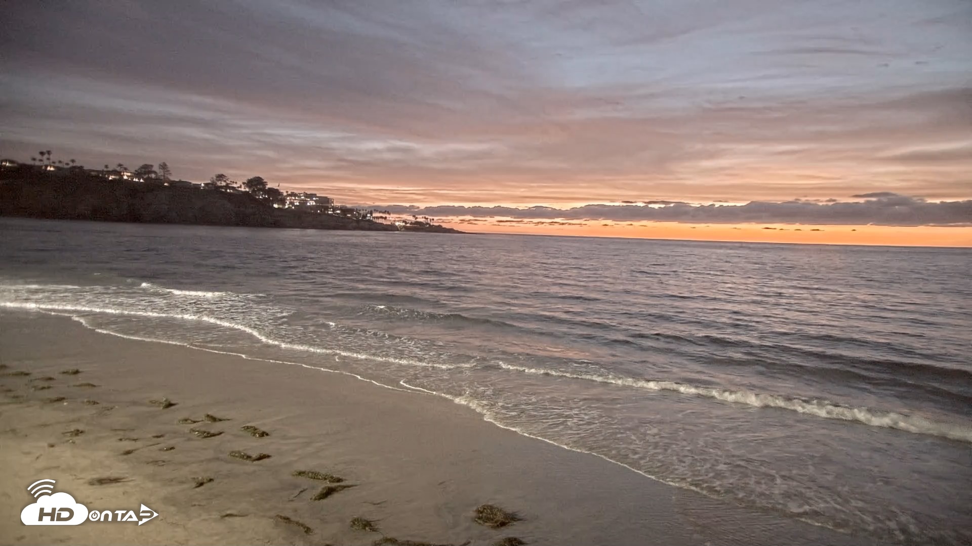 Snapshot of La Jolla Shores Live Surf Cam taken Apr 20, 2026, 7:54pm PDT