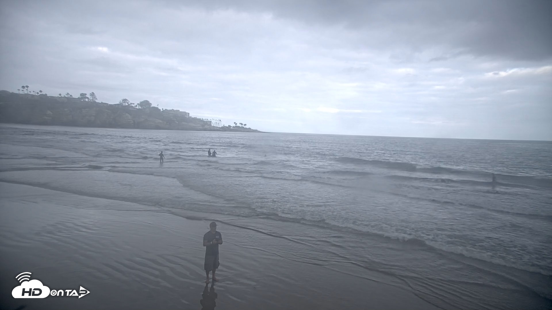 Snapshot of La Jolla Shores Live Surf Cam taken Sep 17, 2026, 7:12am PDT