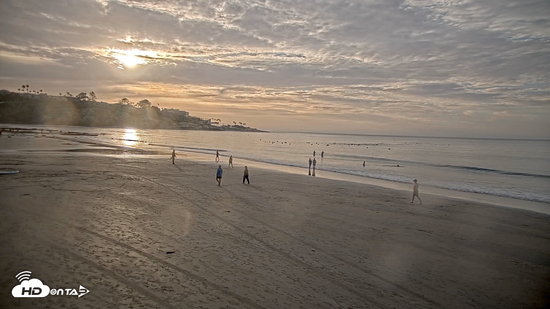 Snapshot of La Jolla Shores Live Surf Cam taken Feb 5, 2026, 4:43pm PST