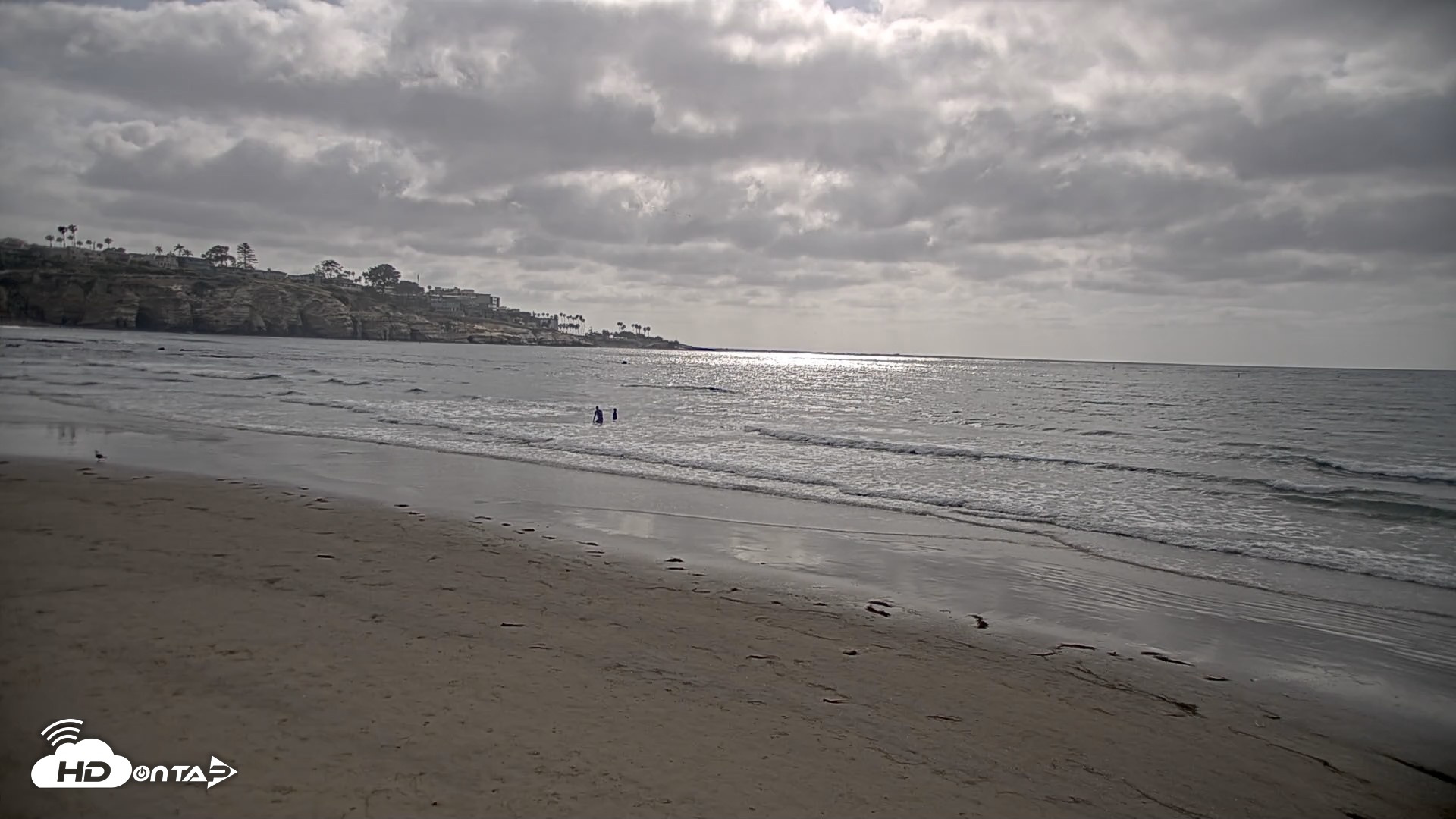 Snapshot of La Jolla Shores Live Surf Cam taken Apr 30, 2026, 4:46pm PDT