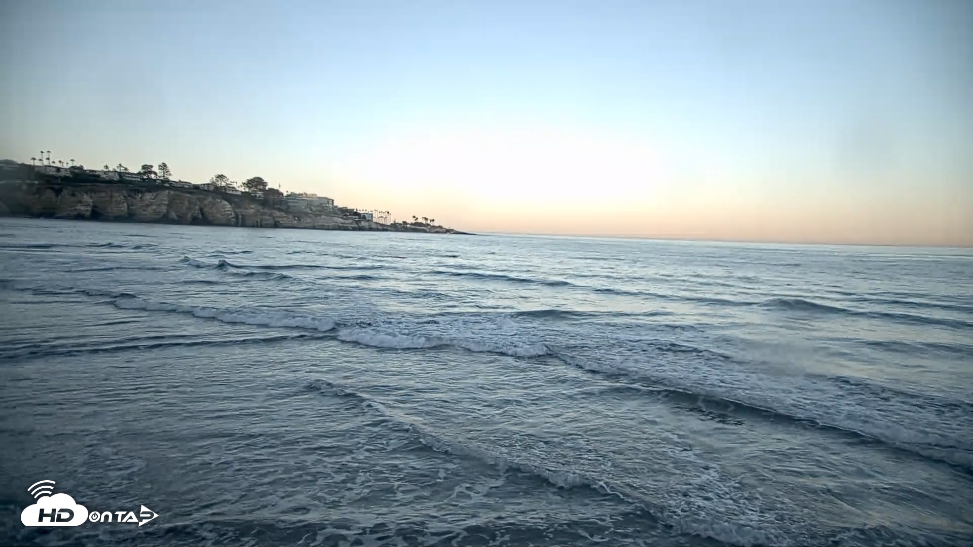 Snapshot of La Jolla Shores Live Surf Cam taken Oct 16, 2026, 7:12am PDT