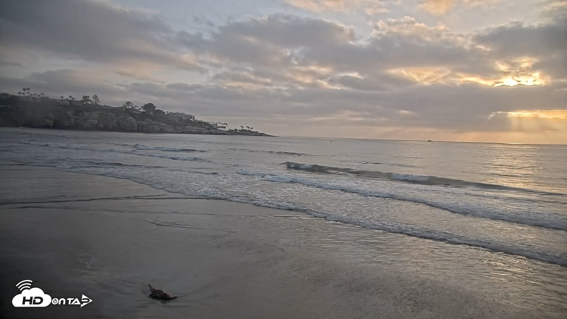 Snapshot of La Jolla Shores Live Surf Cam taken May 21, 2026, 7:13pm PDT