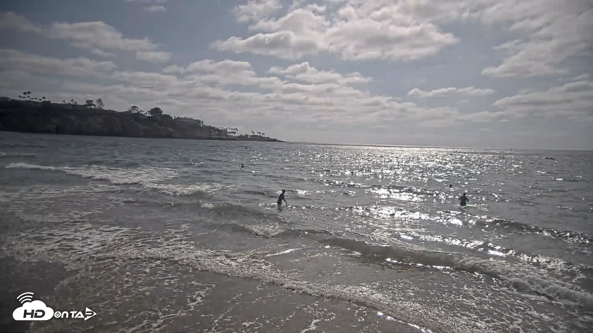 Snapshot of La Jolla Shores Live Surf Cam taken Jun 26, 2026, 4:57pm PDT