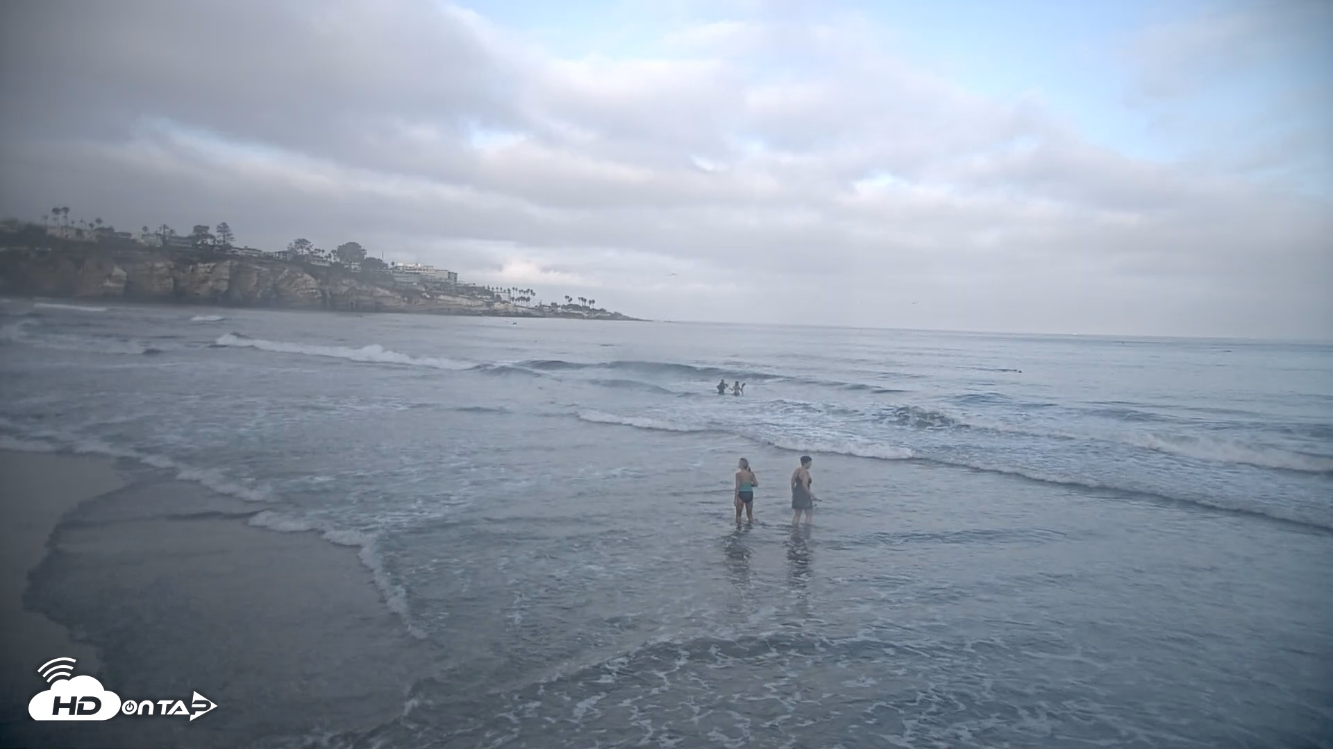 Snapshot of La Jolla Shores Live Surf Cam taken Sep 12, 2026, 7:41am PDT