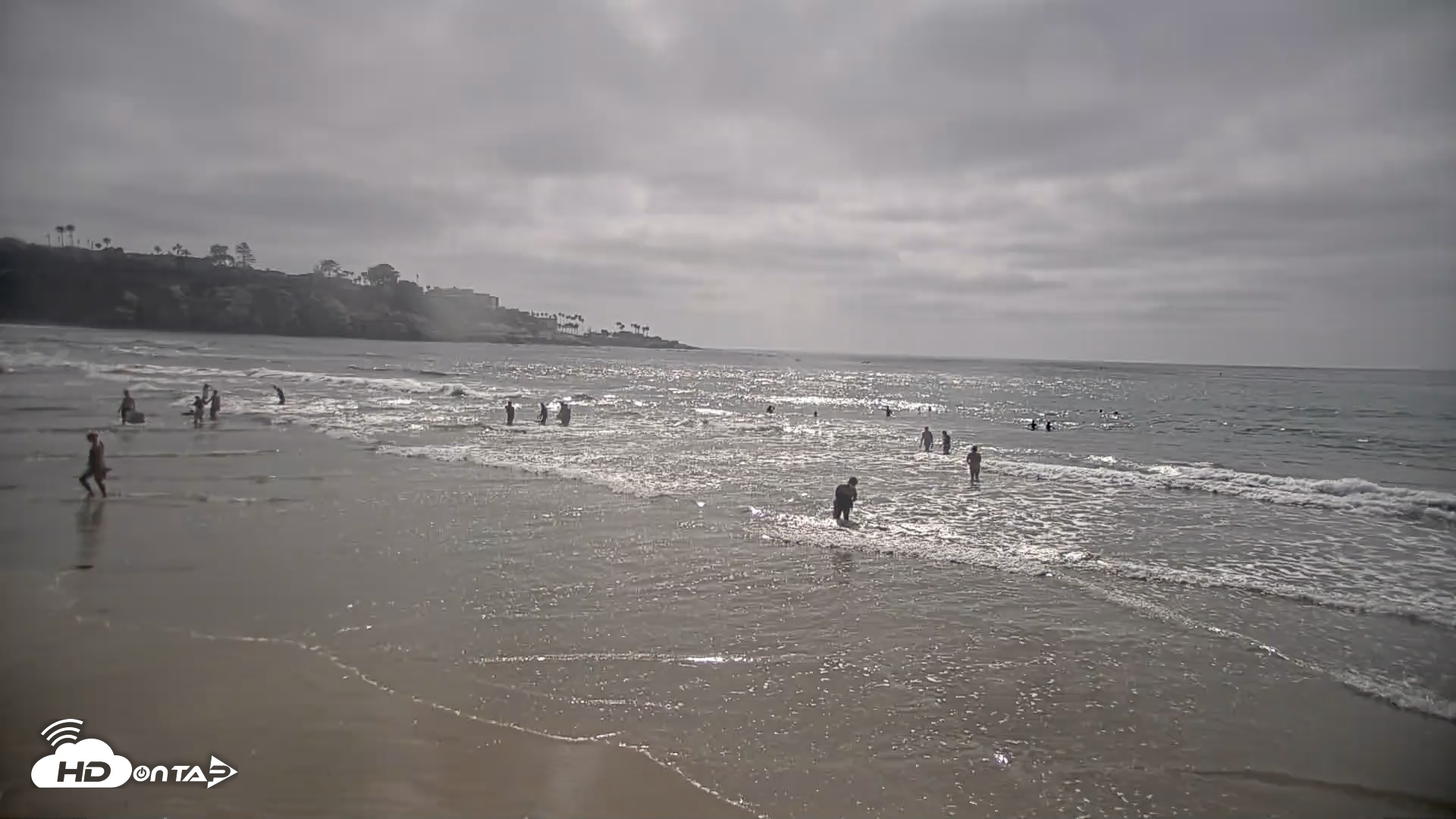 Snapshot of La Jolla Shores Live Surf Cam taken Jul 27, 2026, 4:15pm PDT