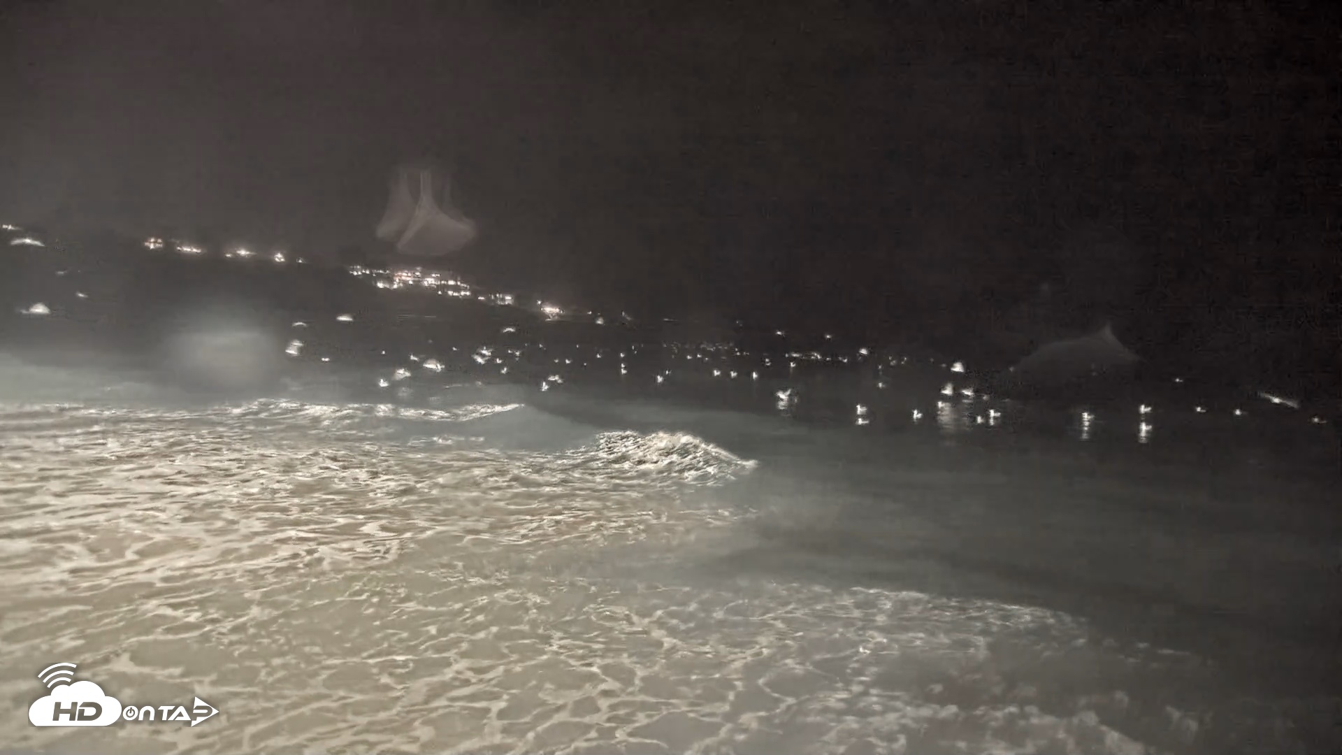 Snapshot of La Jolla Shores Live Surf Cam taken May 16, 2026, 10:09pm PDT
