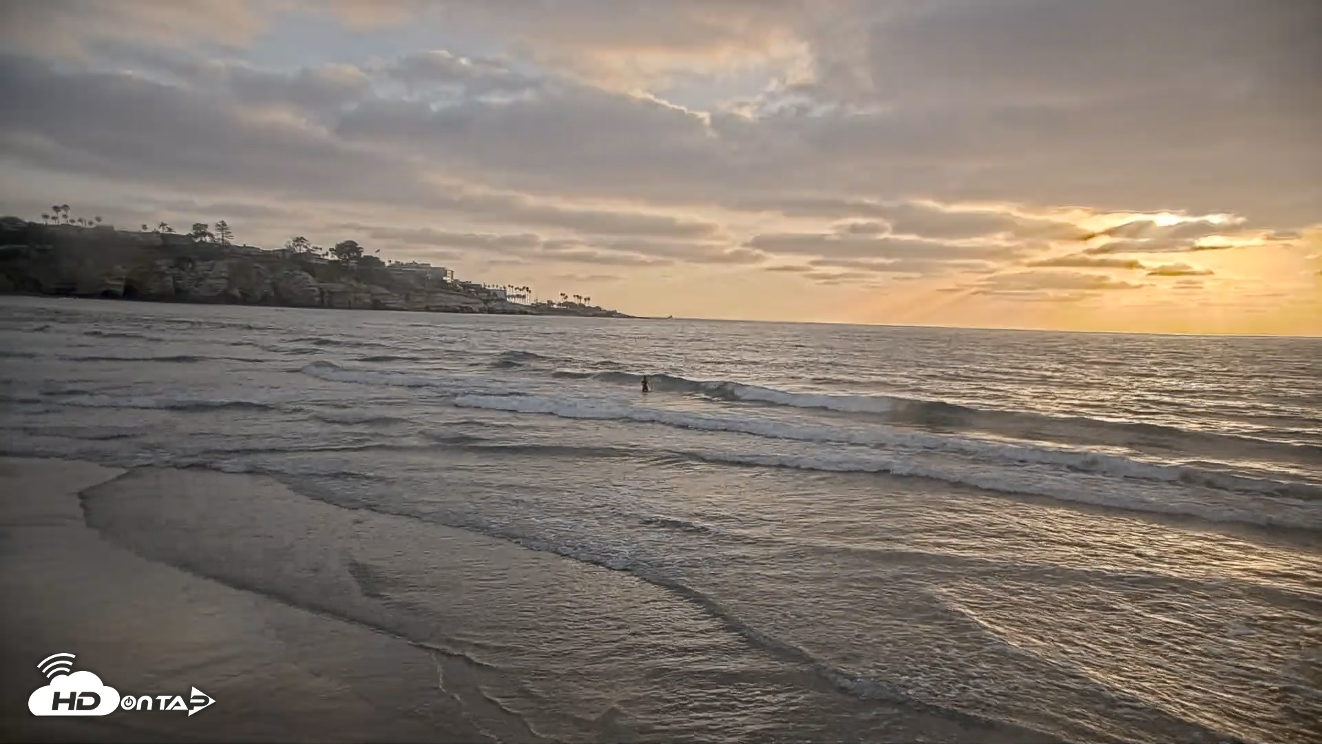 Snapshot of La Jolla Shores Live Surf Cam taken May 22, 2026, 7:09pm PDT