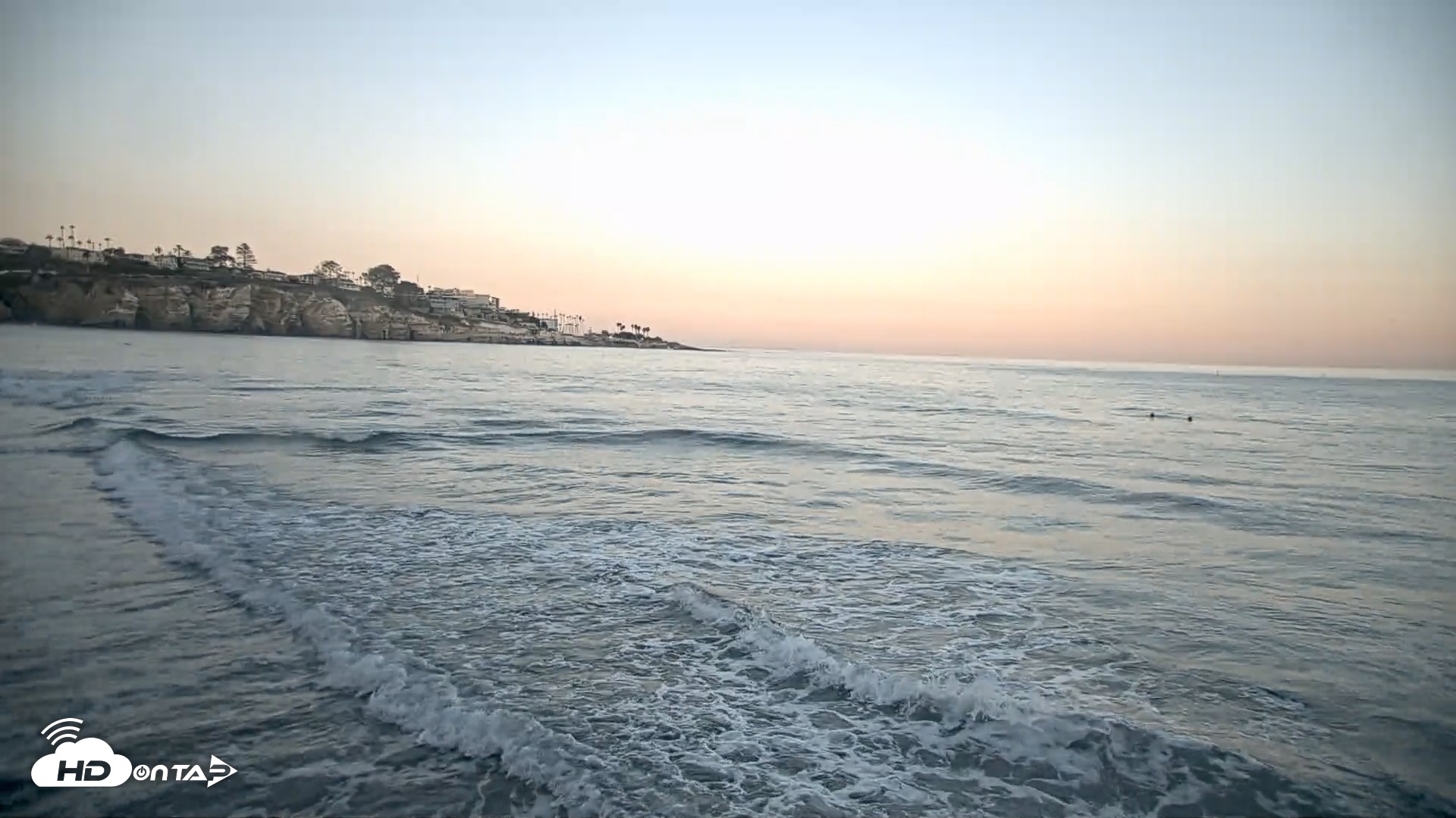 Snapshot of La Jolla Shores Live Surf Cam taken Oct 5, 2026, 6:56am PDT