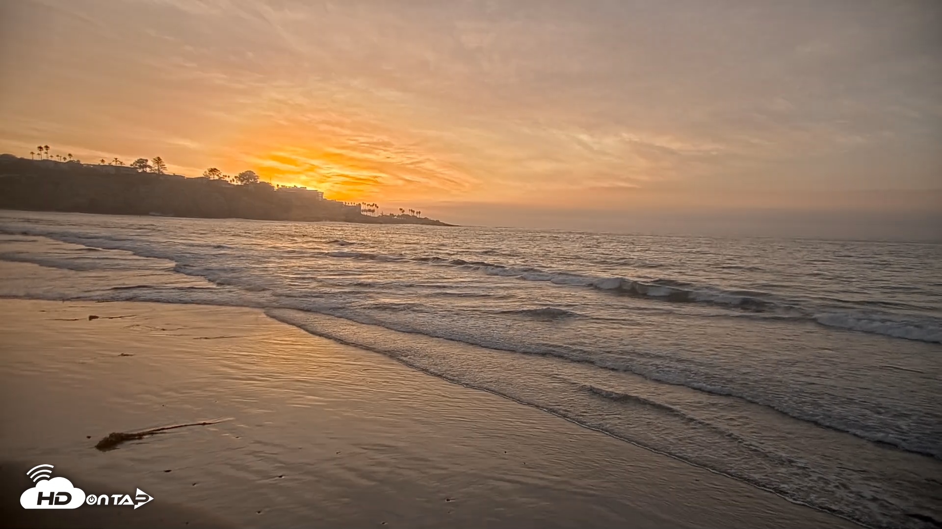 Snapshot of La Jolla Shores Live Surf Cam taken Nov 2, 2025, 4:46pm PST