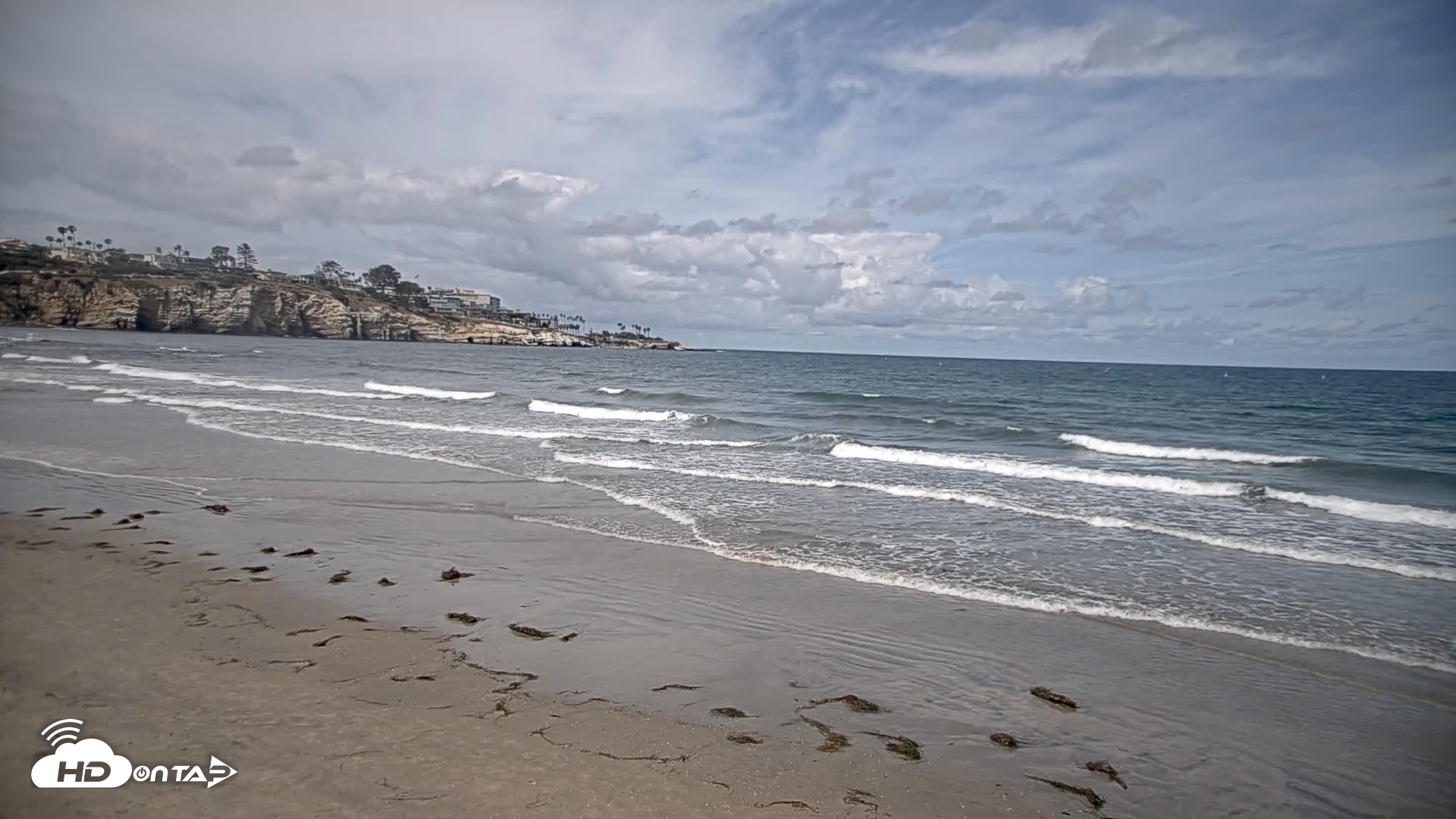 Snapshot of La Jolla Shores Live Surf Cam taken May 4, 2026, 11:01am PDT