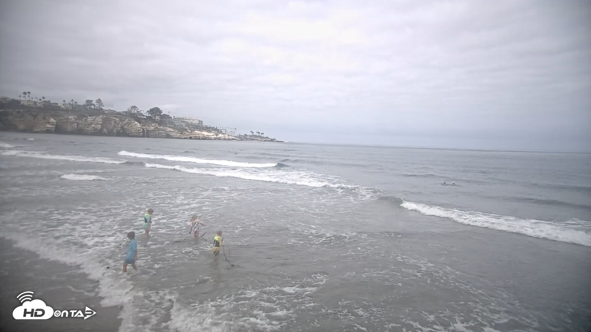 Snapshot of La Jolla Shores Live Surf Cam taken Sep 18, 2026, 9:52am PDT