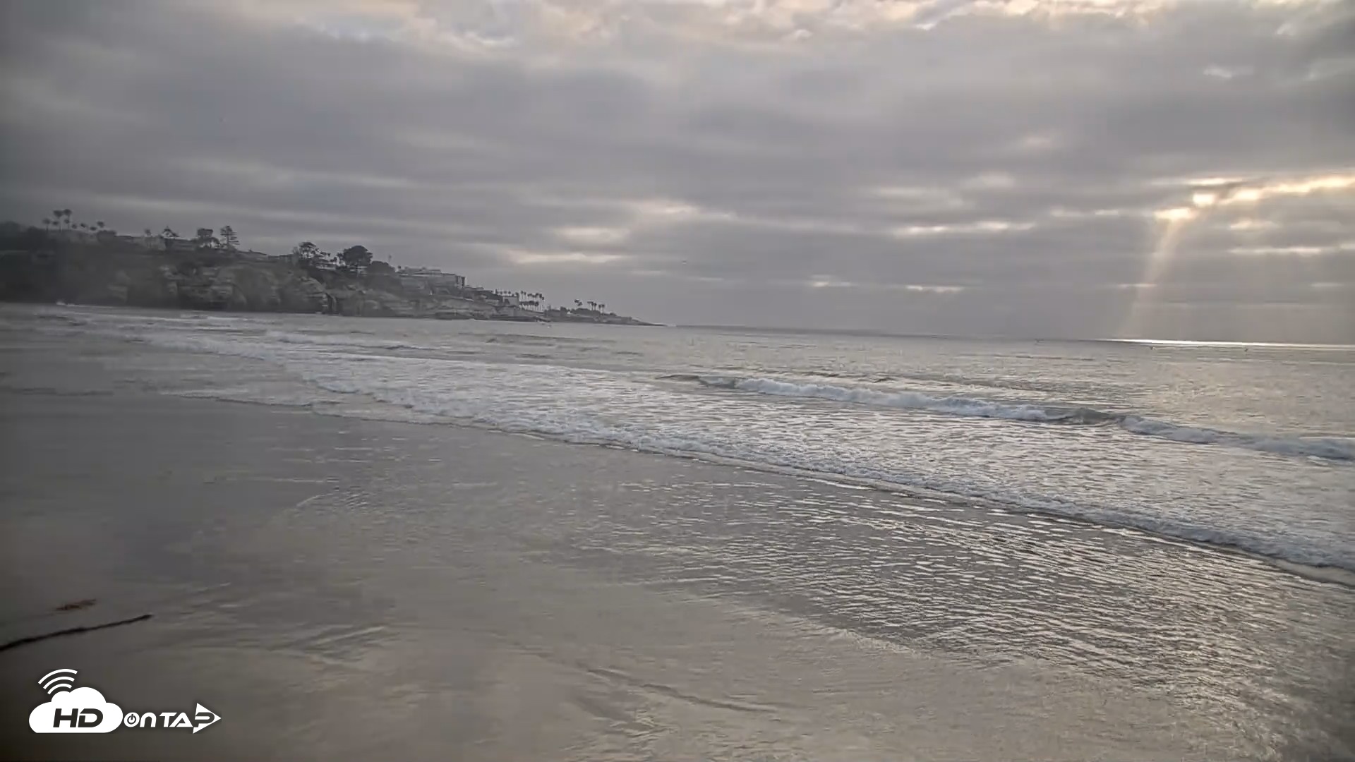 Snapshot of La Jolla Shores Live Surf Cam taken Jun 4, 2026, 6:54pm PDT