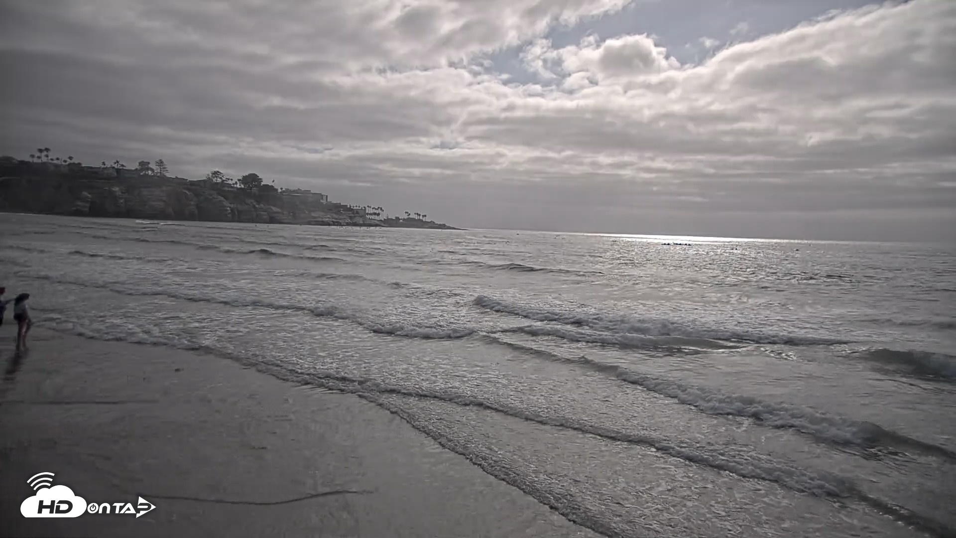 Snapshot of La Jolla Shores Live Surf Cam taken Jun 28, 2026, 5:28pm PDT