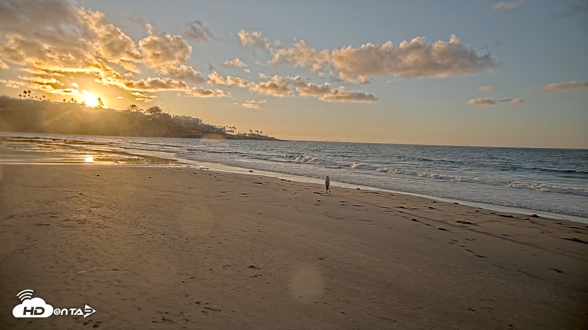Snapshot of La Jolla Shores Live Surf Cam taken Jan 7, 2026, 4:38pm PST