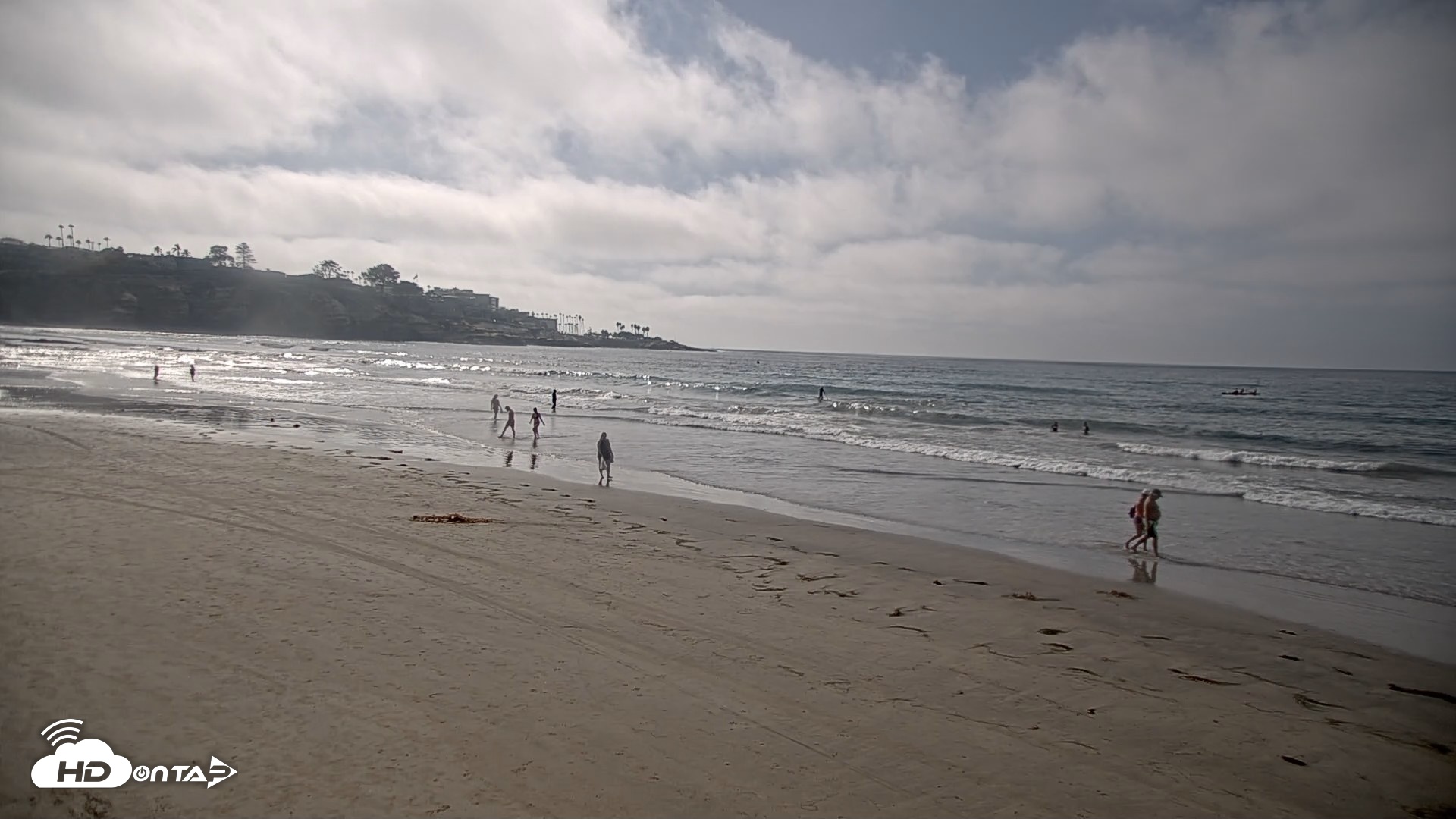 Snapshot of La Jolla Shores Live Surf Cam taken Oct 8, 2026, 3:24pm PDT