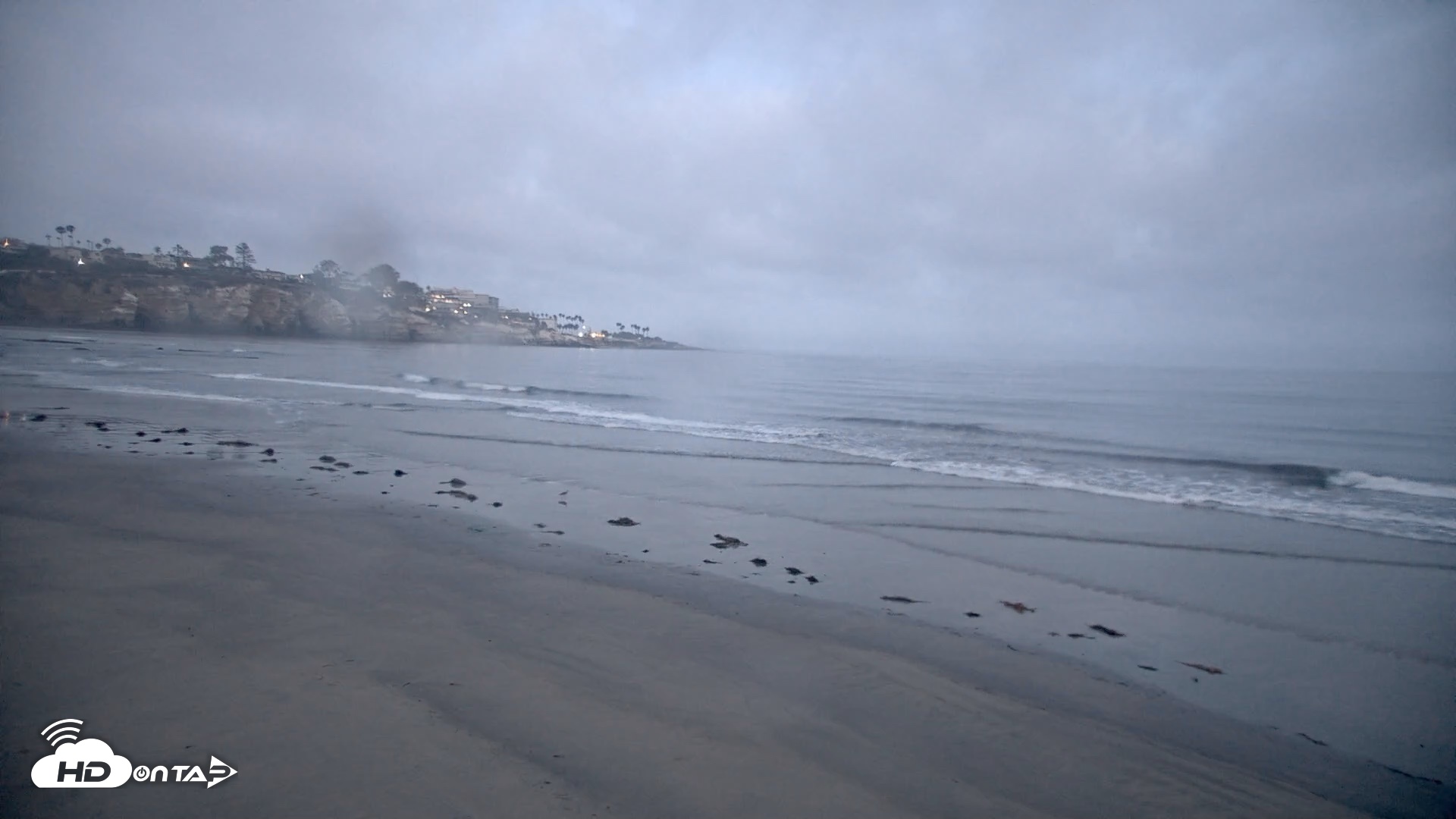 Snapshot of La Jolla Shores Live Surf Cam taken Aug 25, 2026, 6:01am PDT