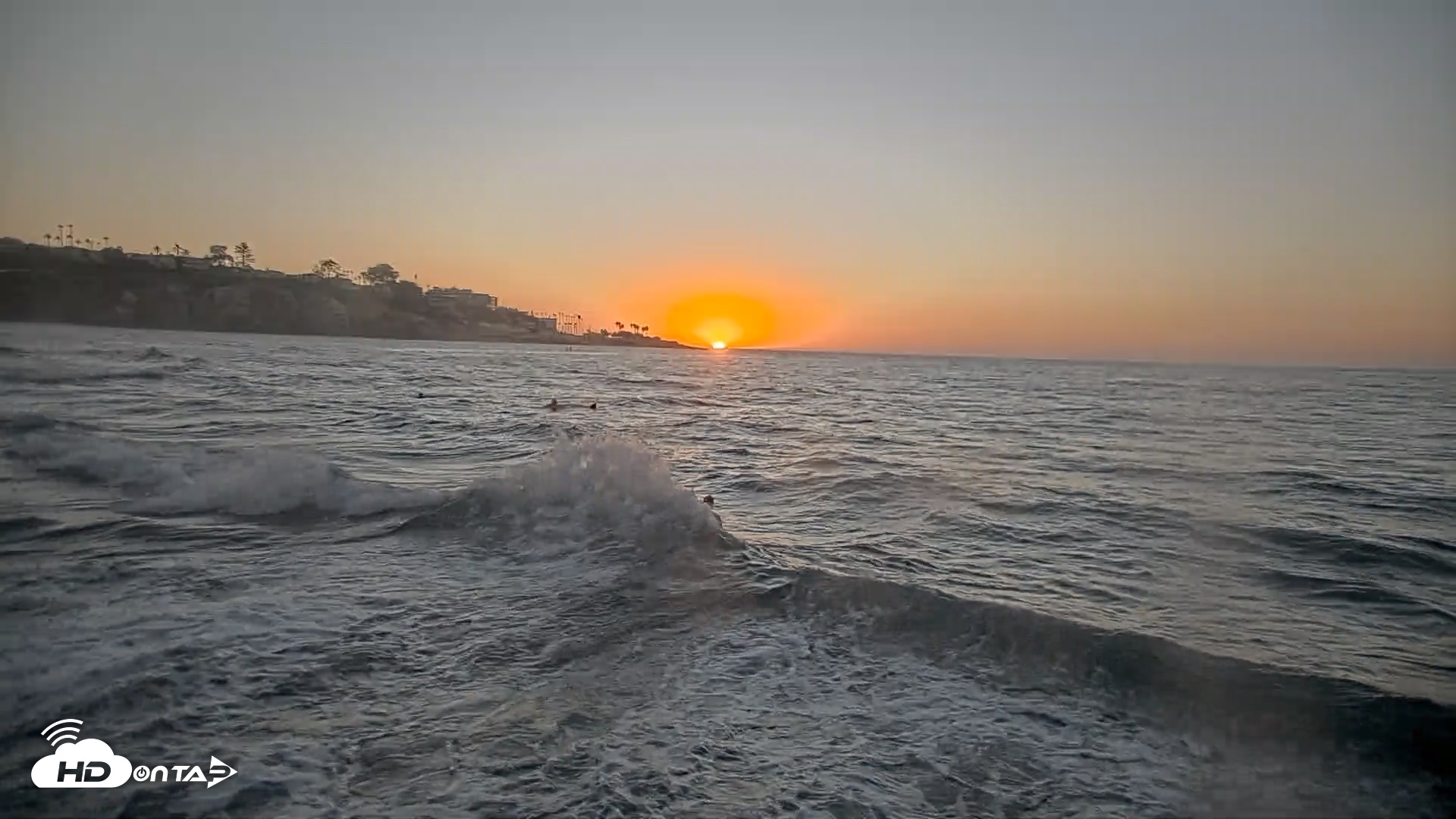 Snapshot of La Jolla Shores Live Surf Cam taken Oct 6, 2026, 6:26pm PDT