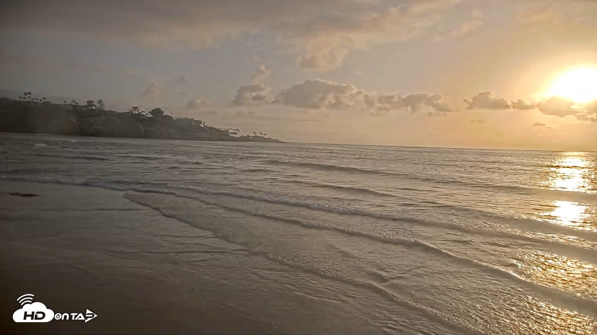 Snapshot of La Jolla Shores Live Surf Cam taken Jun 7, 2026, 7:19pm PDT