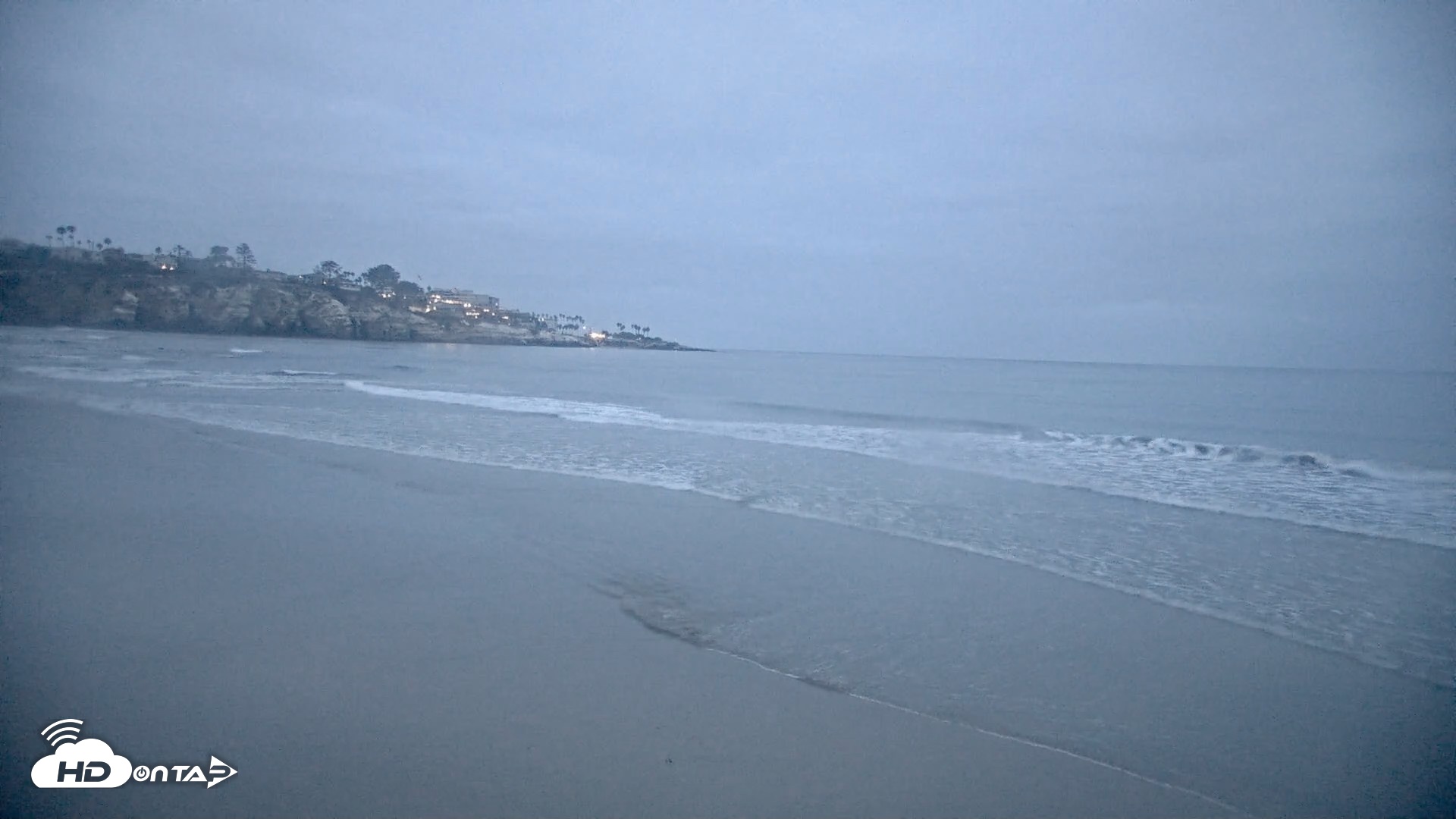 Snapshot of La Jolla Shores Live Surf Cam taken Sep 15, 2026, 6:17am PDT