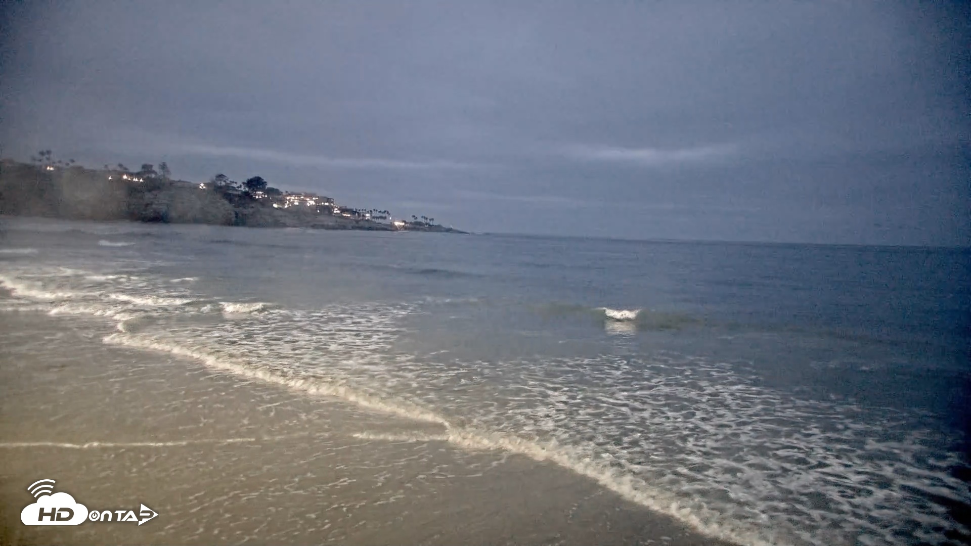 Snapshot of La Jolla Shores Live Surf Cam taken Jun 4, 2026, 8:21pm PDT