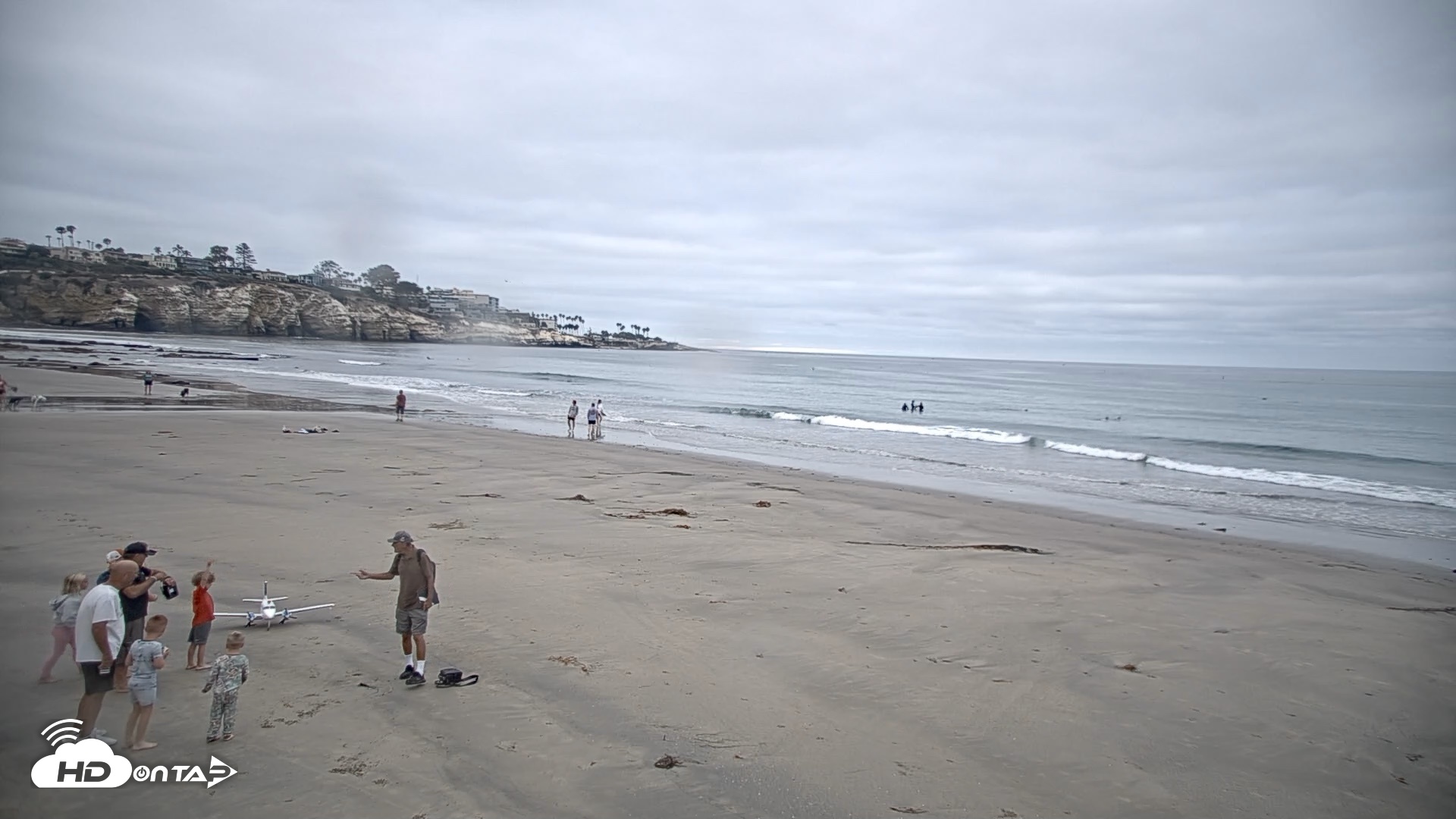 Snapshot of La Jolla Shores Live Surf Cam taken Aug 14, 2026, 7:05am PDT