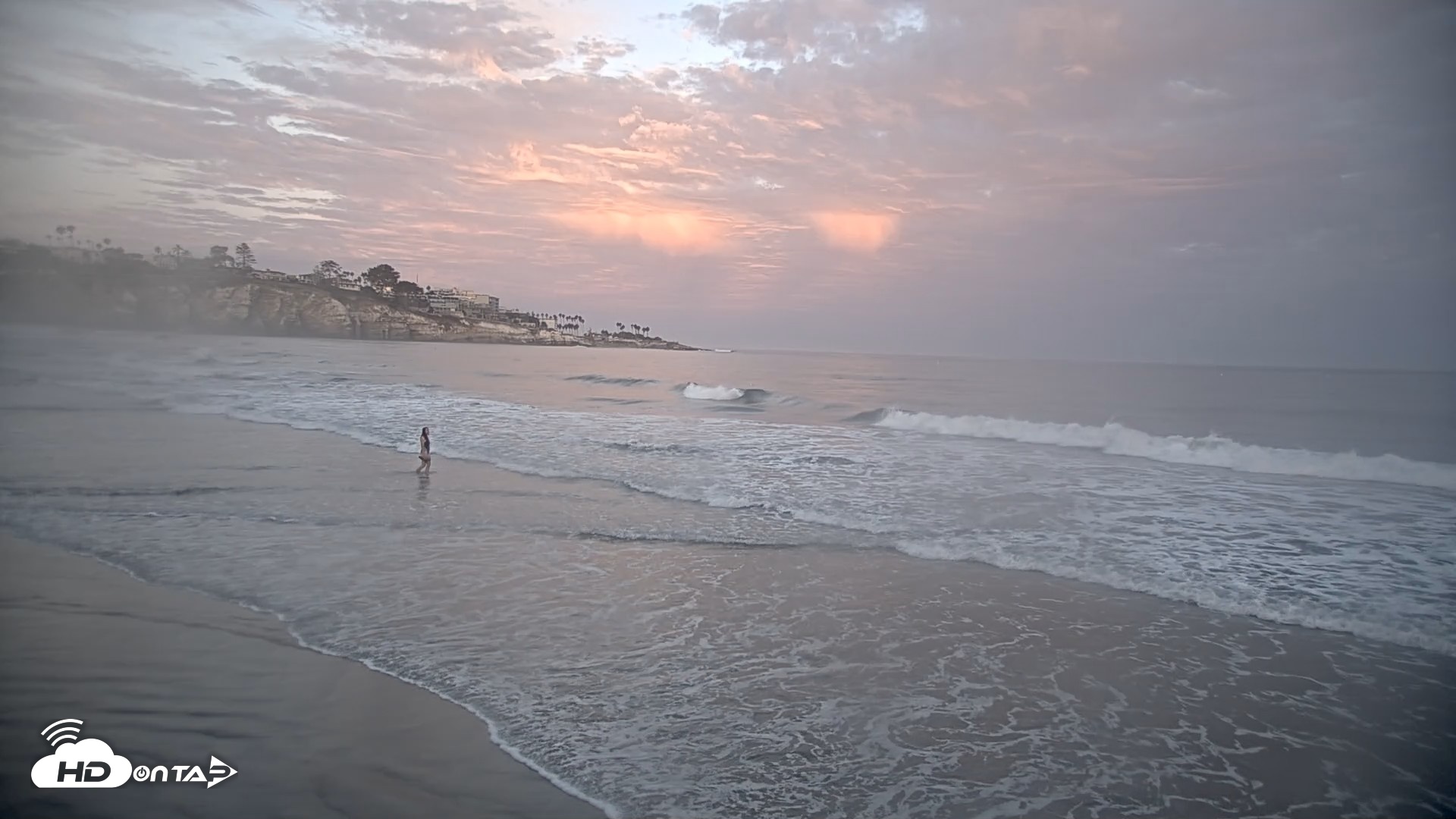 Snapshot of La Jolla Shores Live Surf Cam taken Sep 8, 2026, 6:32am PDT