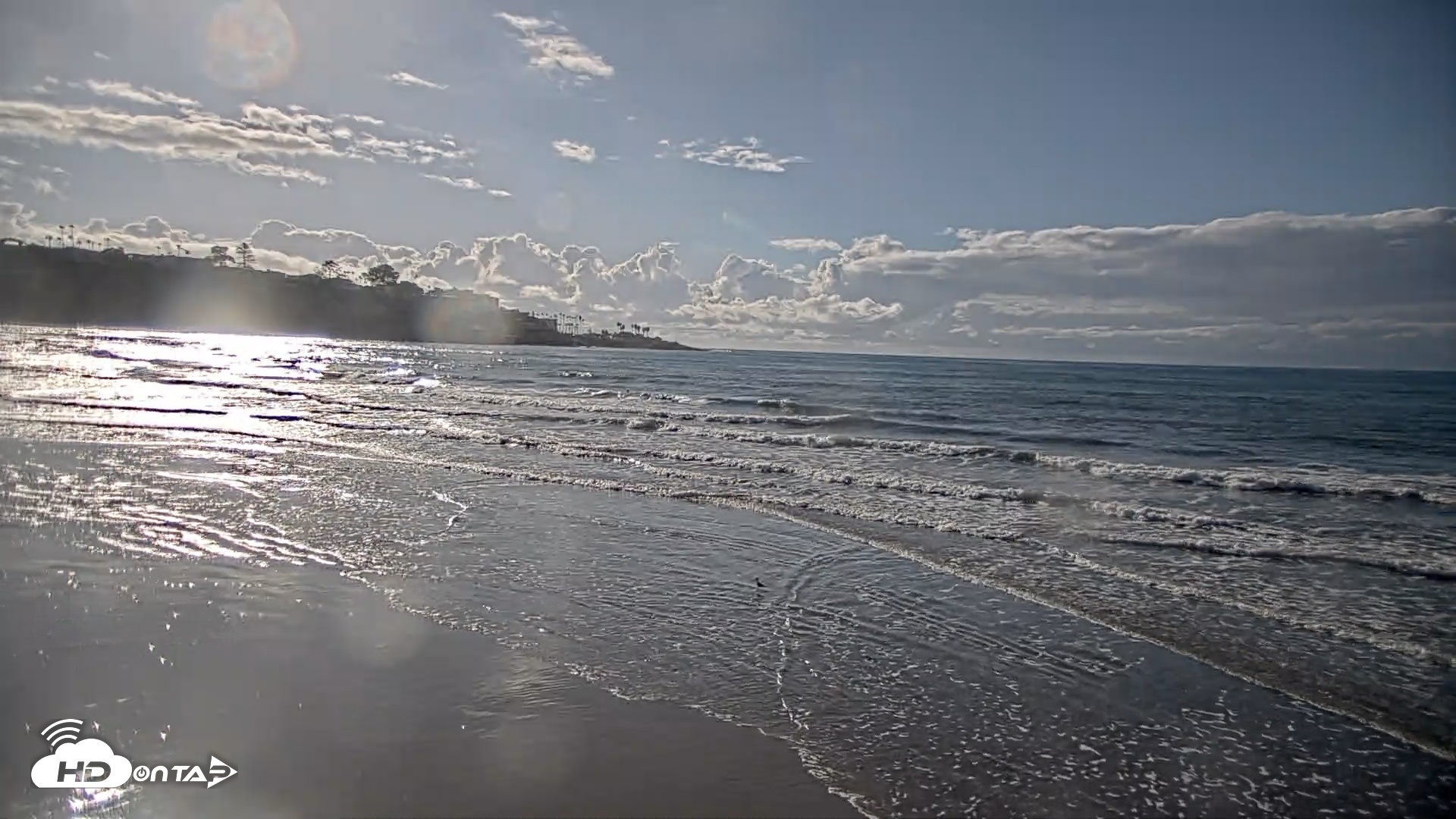 Snapshot of La Jolla Shores Live Surf Cam taken Oct 23, 2026, 4:17pm PDT