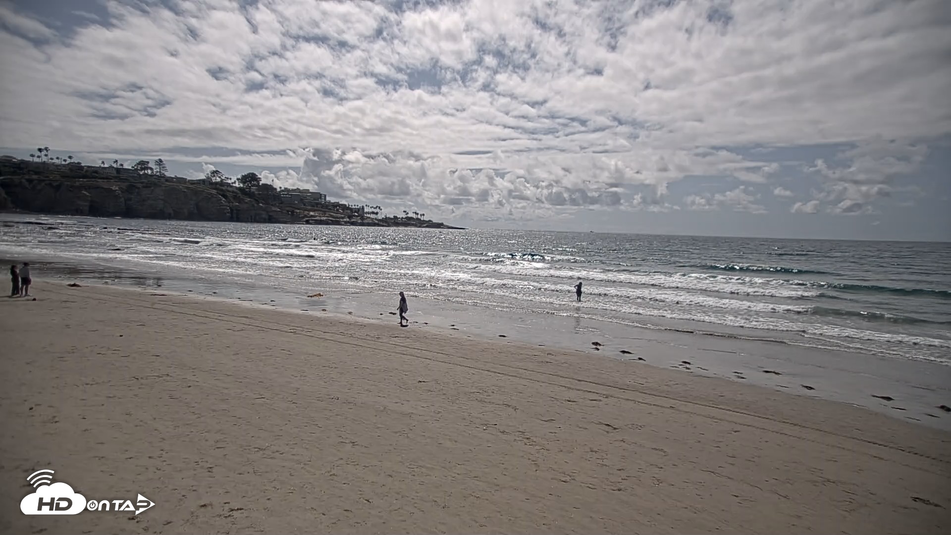 Snapshot of La Jolla Shores Live Surf Cam taken Apr 26, 2026, 3:30pm PDT