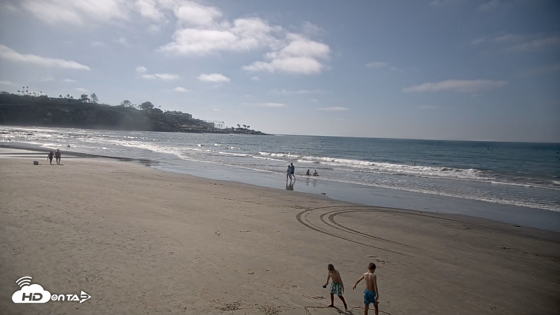 Snapshot of La Jolla Shores Live Surf Cam taken Oct 9, 2026, 3:01pm PDT
