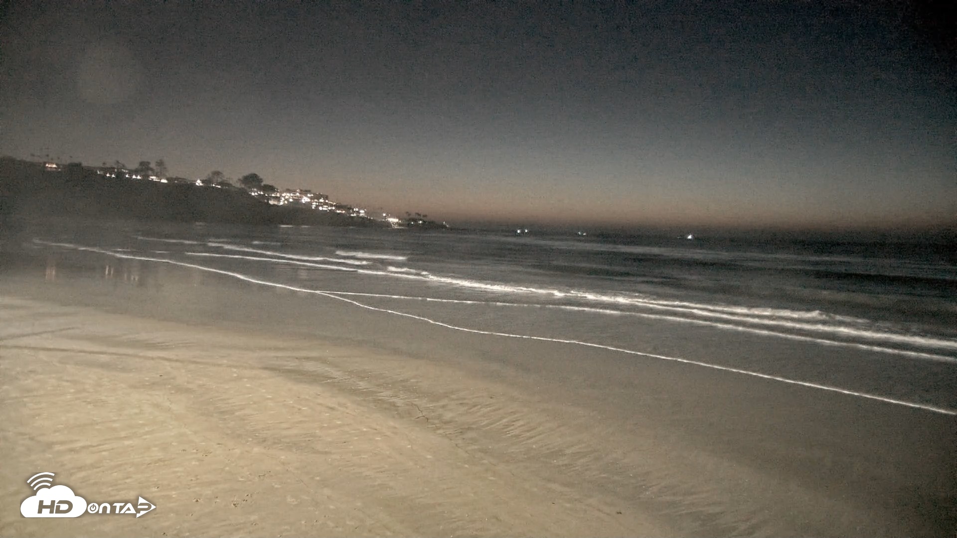 Snapshot of La Jolla Shores Live Surf Cam taken Oct 2, 2026, 7:23pm PDT