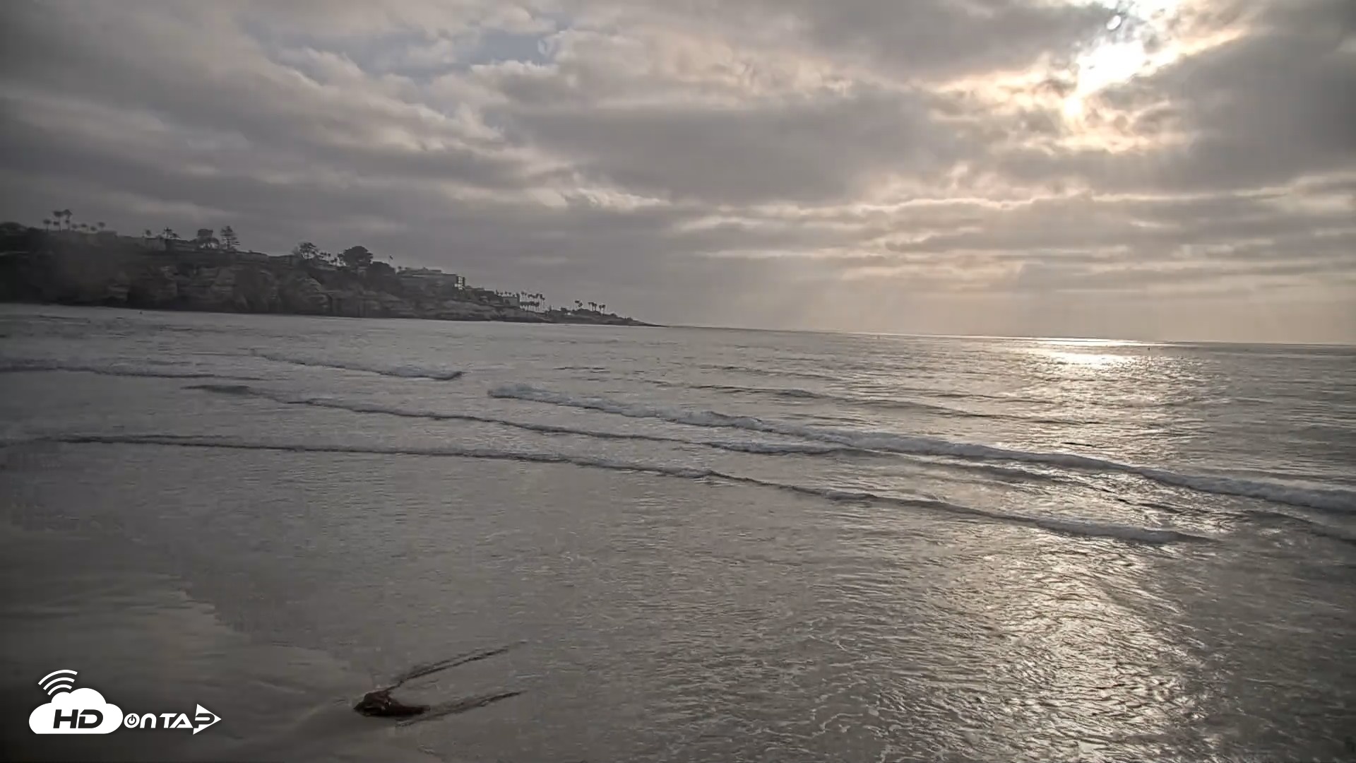 Snapshot of La Jolla Shores Live Surf Cam taken May 21, 2026, 6:28pm PDT