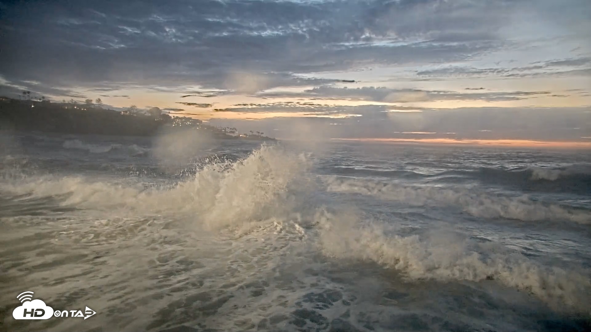 Snapshot of La Jolla Shores Live Surf Cam taken Sep 8, 2026, 7:28pm PDT