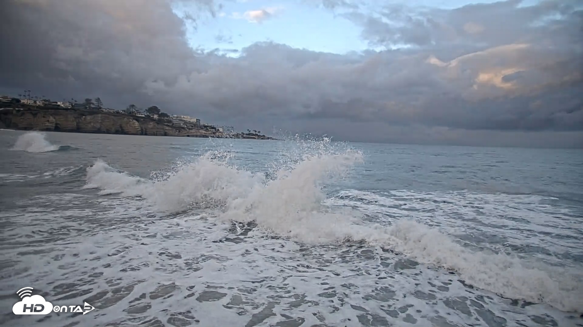 Snapshot of La Jolla Shores Live Surf Cam taken Oct 23, 2026, 7:21am PDT