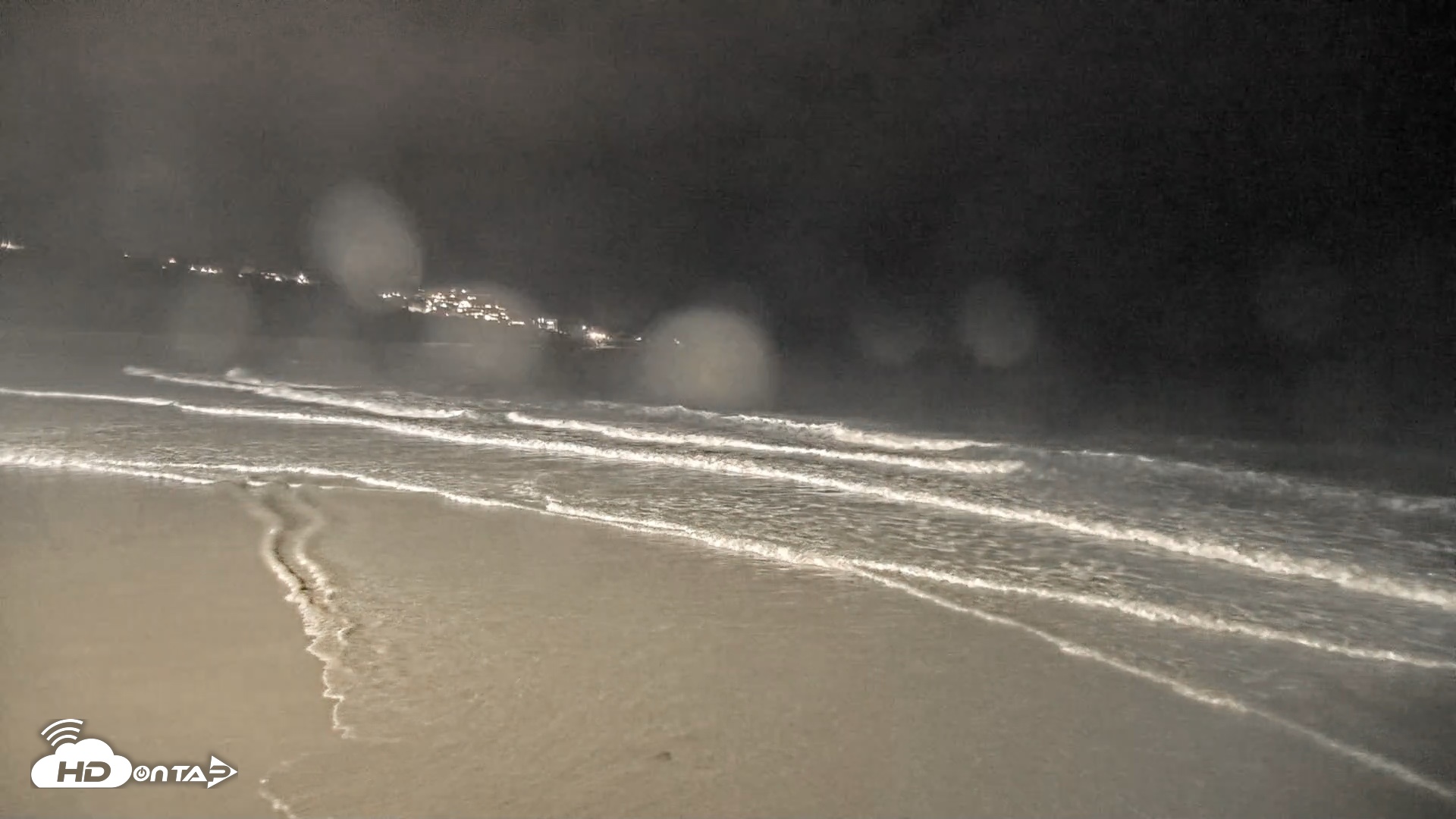 Snapshot of La Jolla Shores Live Surf Cam taken Aug 16, 2026, 10:36pm PDT