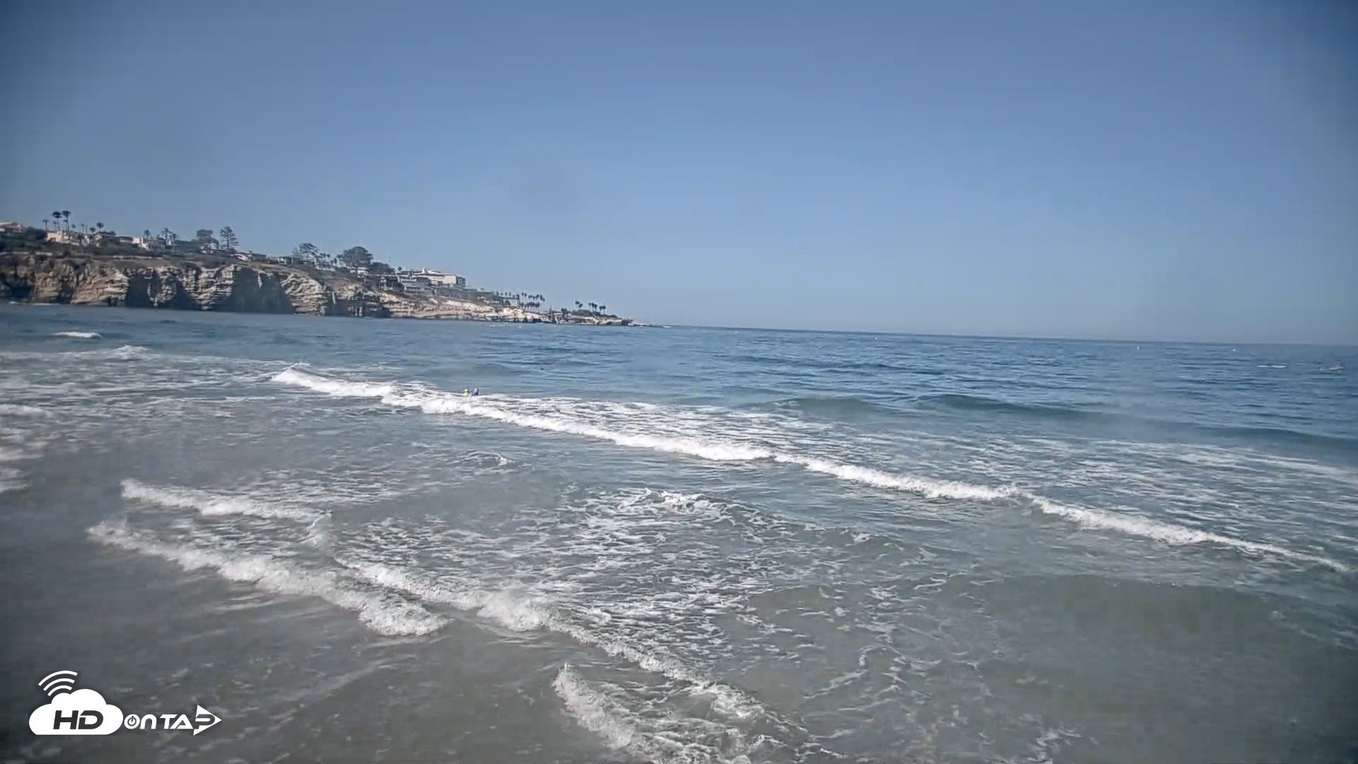 Snapshot of La Jolla Shores Live Surf Cam taken Sep 9, 2026, 10:42am PDT