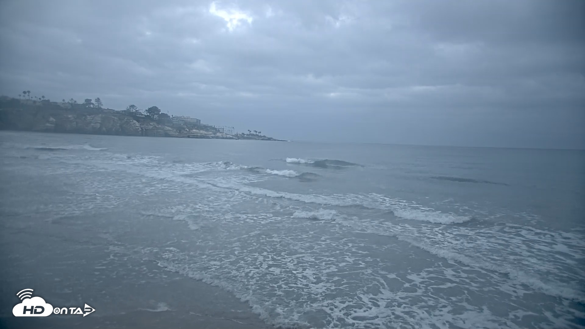 Snapshot of La Jolla Shores Live Surf Cam taken Sep 19, 2026, 6:38am PDT
