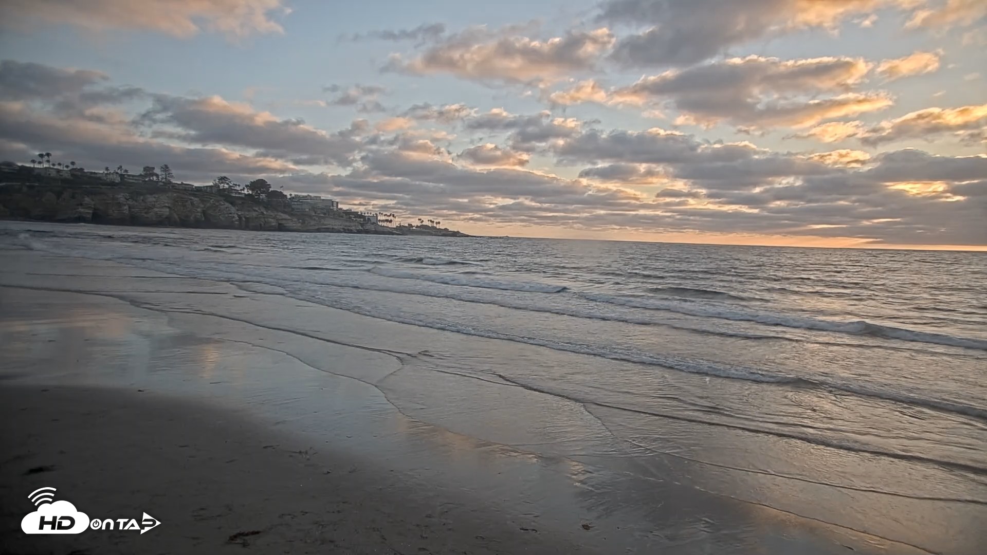 Snapshot of La Jolla Shores Live Surf Cam taken Jun 20, 2026, 7:44pm PDT