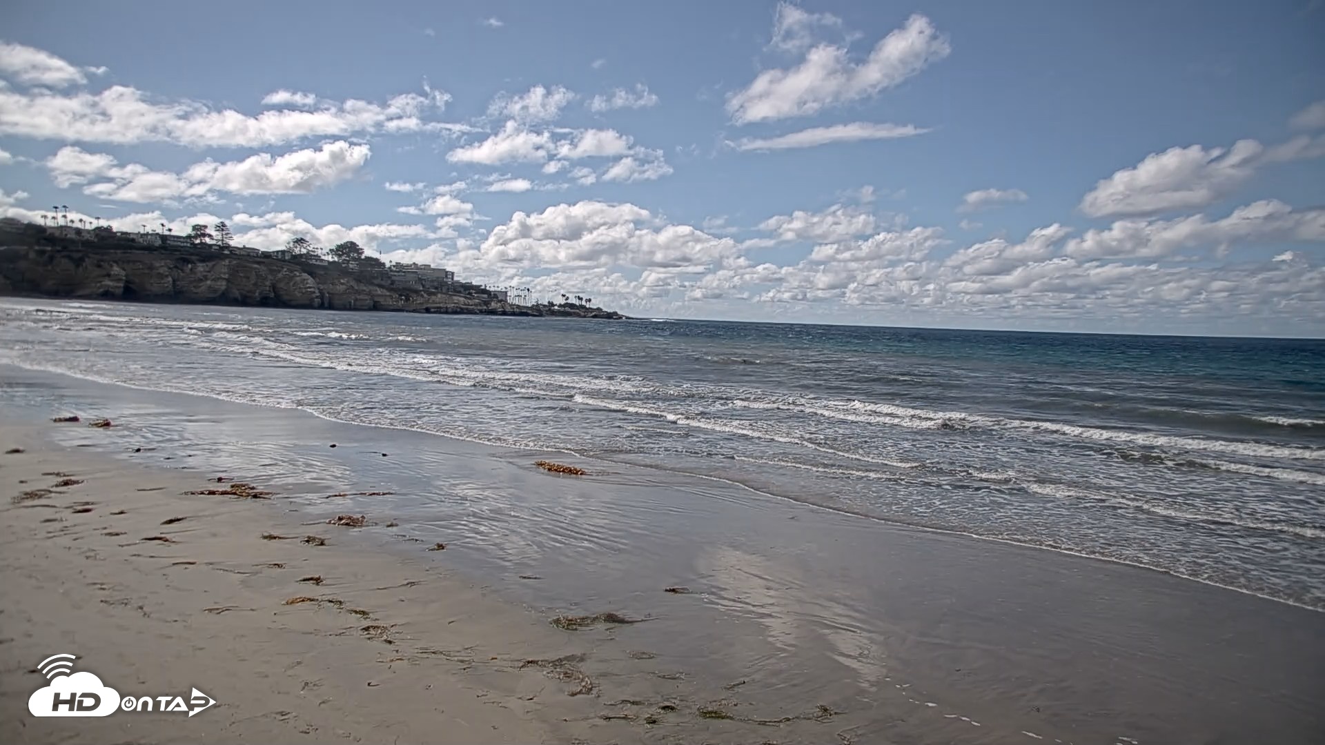 Snapshot of La Jolla Shores Live Surf Cam taken Oct 22, 2026, 2:11pm PDT